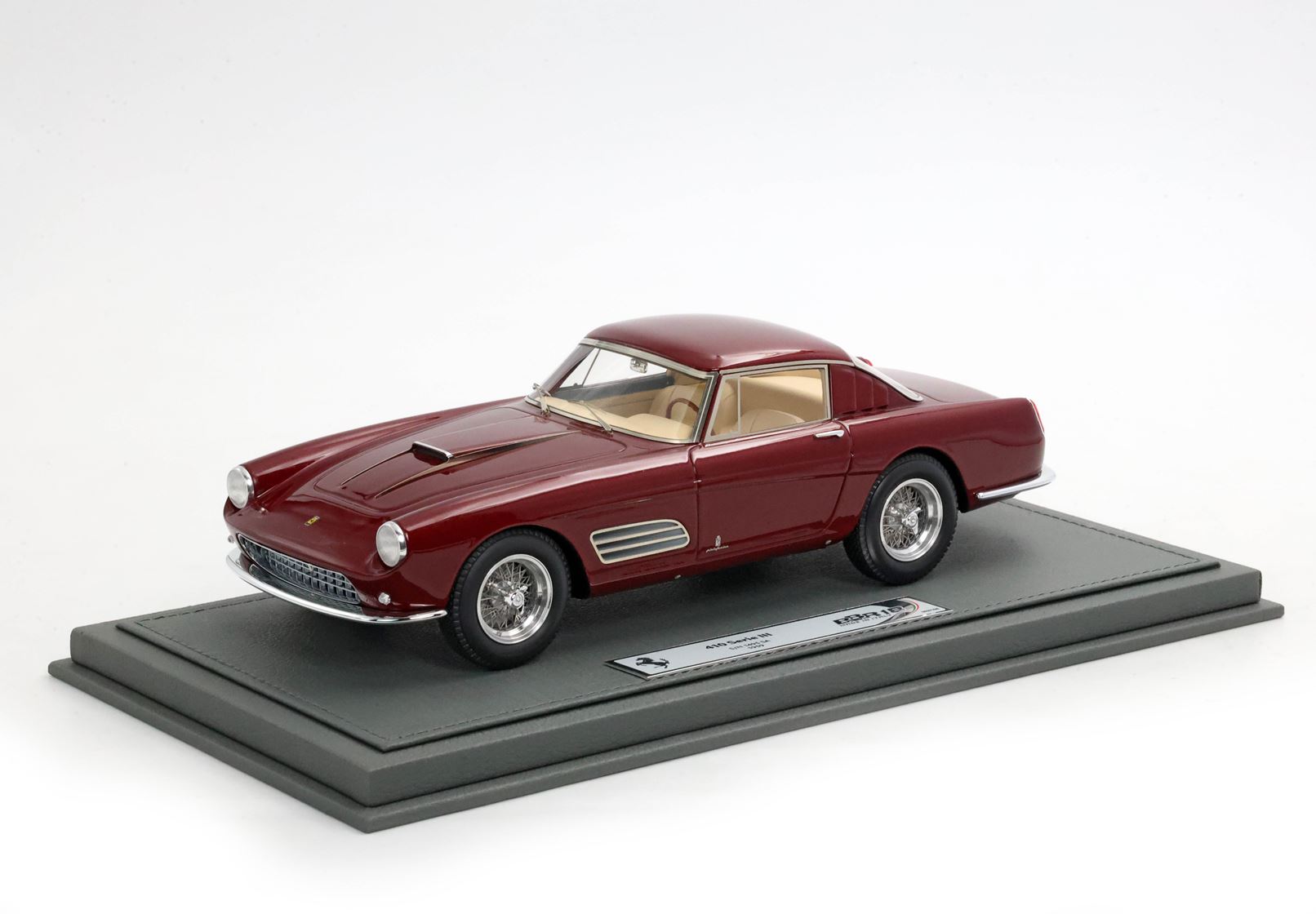 BBR フェラーリ 410 スーパーアメリカ セリエIII SN 1495 SA - ルビーレッド | 1:18