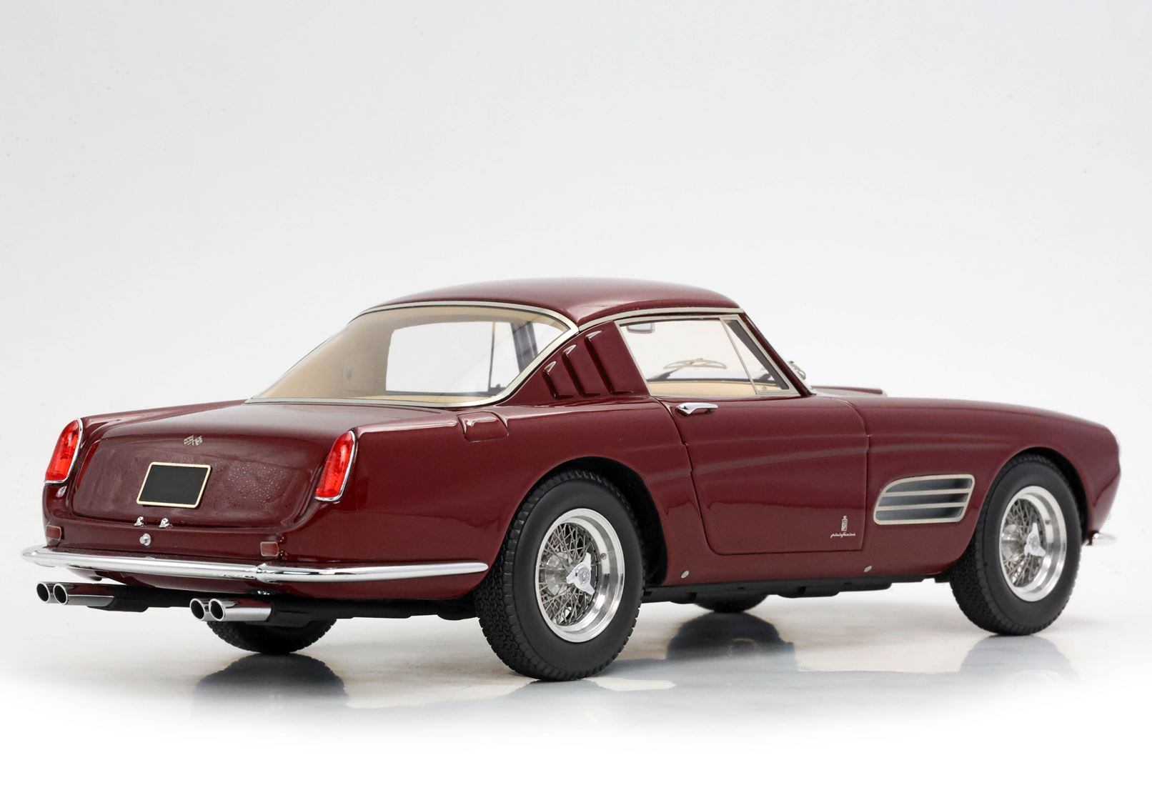 BBR Ferrari 410 Superamerica Serie III SN 1495 SA - Ruby Red | 1:18 - 画像4