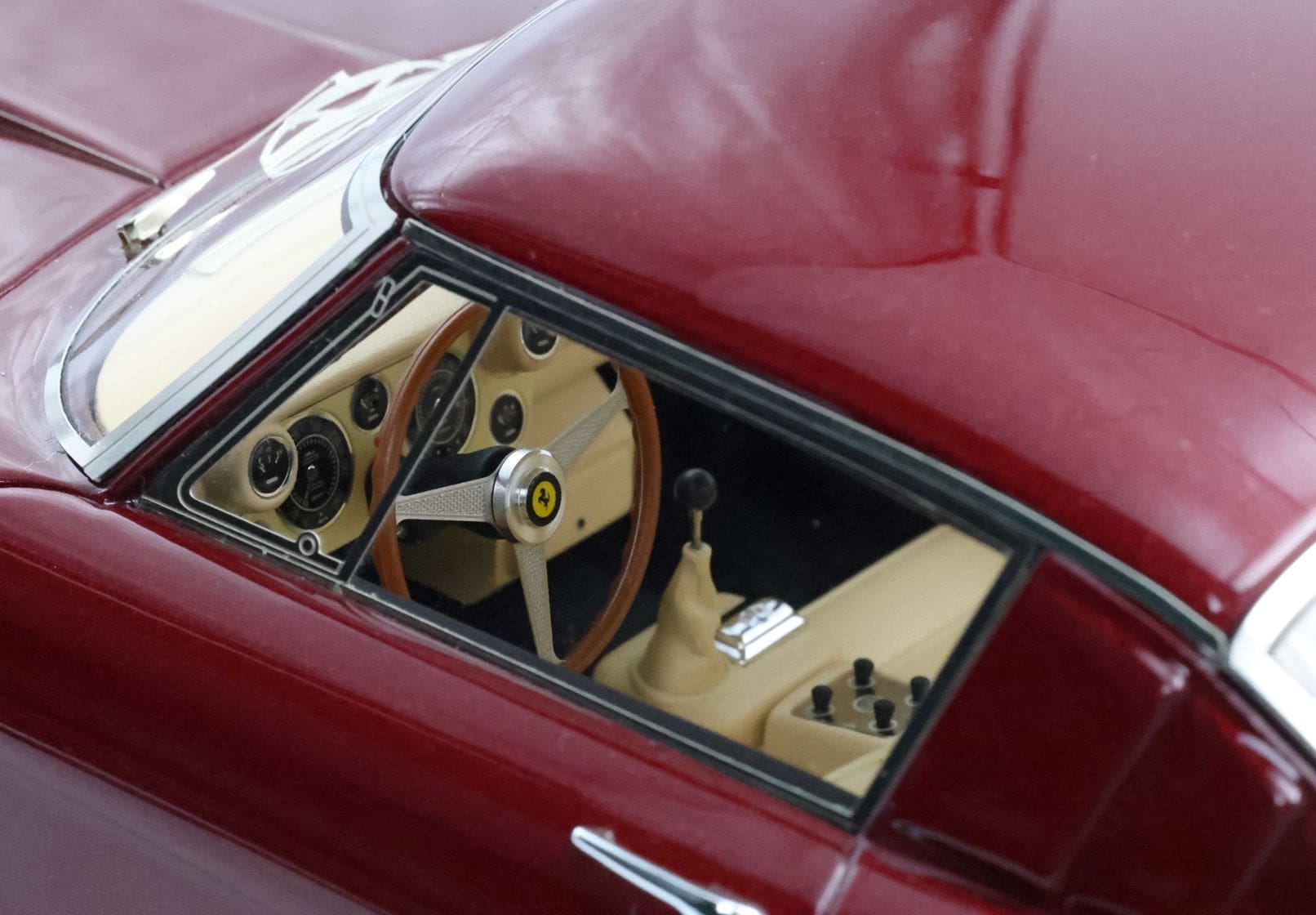 BBR Ferrari 410 Superamerica Serie III SN 1495 SA - Ruby Red | 1:18 - 画像6