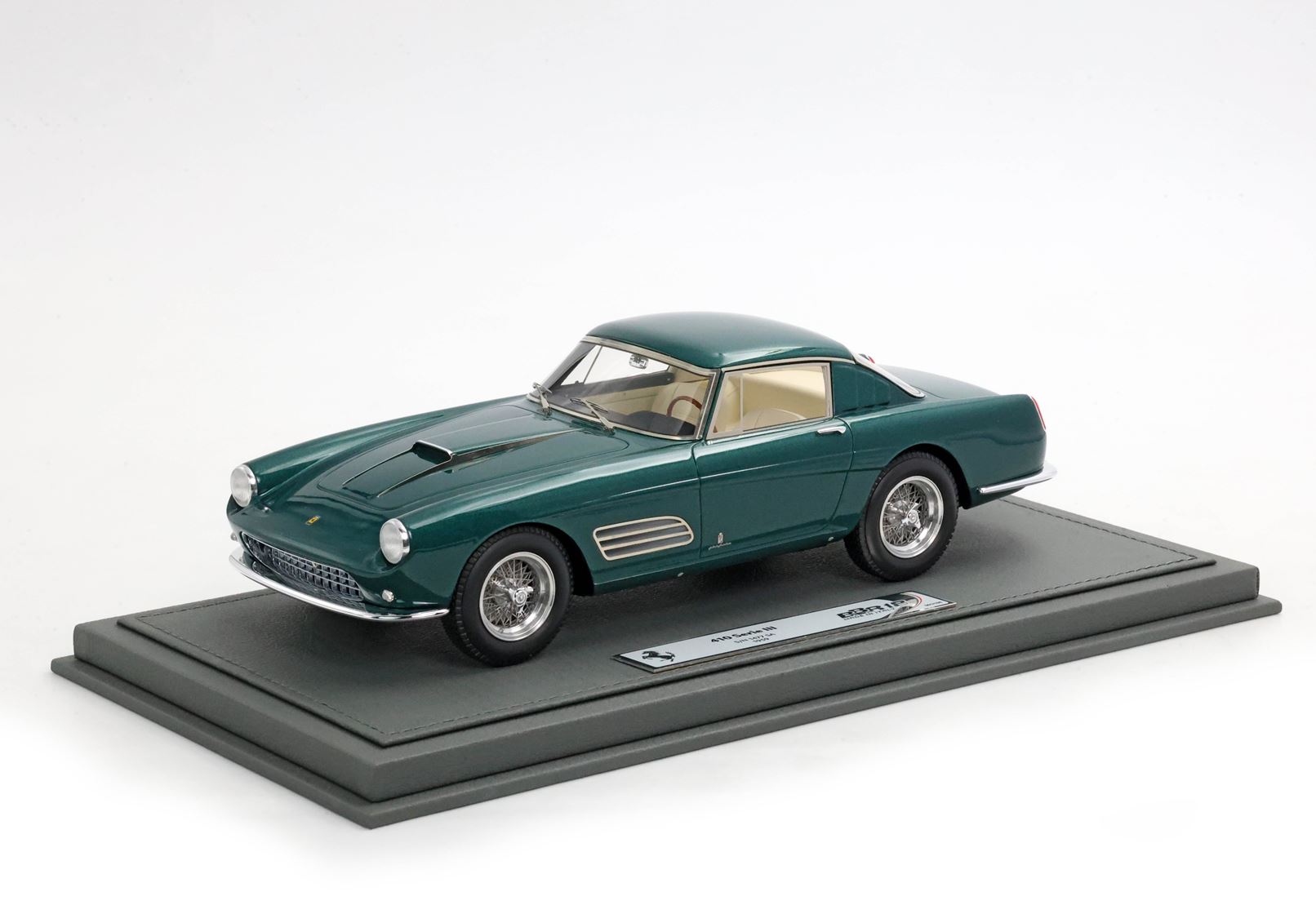 BBR フェラーリ 410 スーパーアメリカ シリーズ III SN 1477 SA - パイングリーンメタリック | 1:18