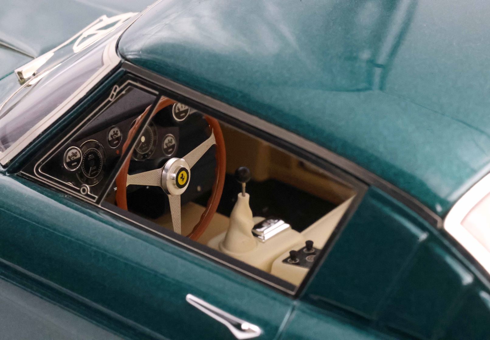 BBR Ferrari 410 Superamerica Serie III SN 1477 SA - Pine Green Metallic | 1:18 - 画像7
