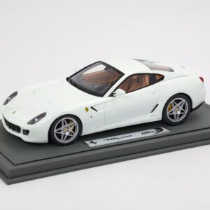BBR Ferrari 599 GTB Fiorano 2006 - Blanco Avus | 1:18