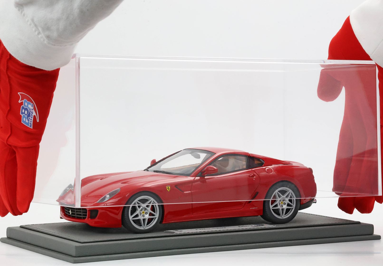 BBR Ferrari 599 GTB Fiorano 2006 Automatic Transmission - Red | 1:18 – Bild 3