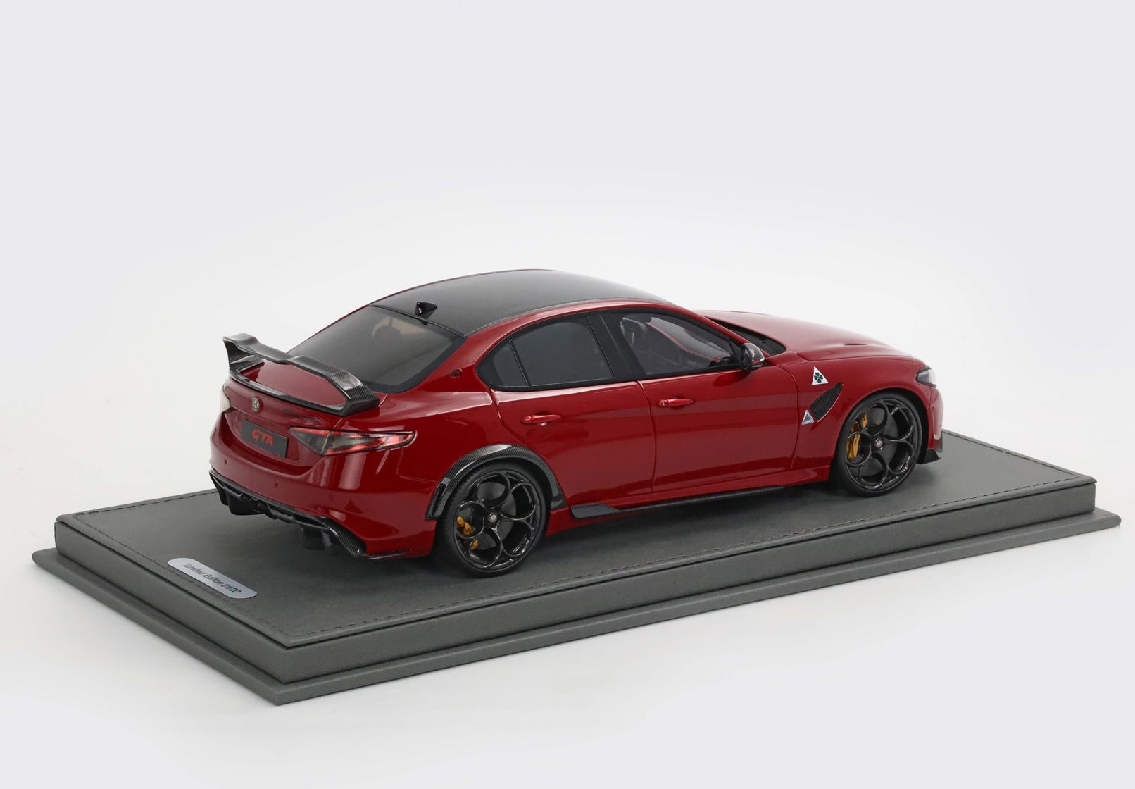 BBR Alfa Romeo Giulia GTA Special Version Rear Spoiler - Competizione Red | 1:18 - Image 2