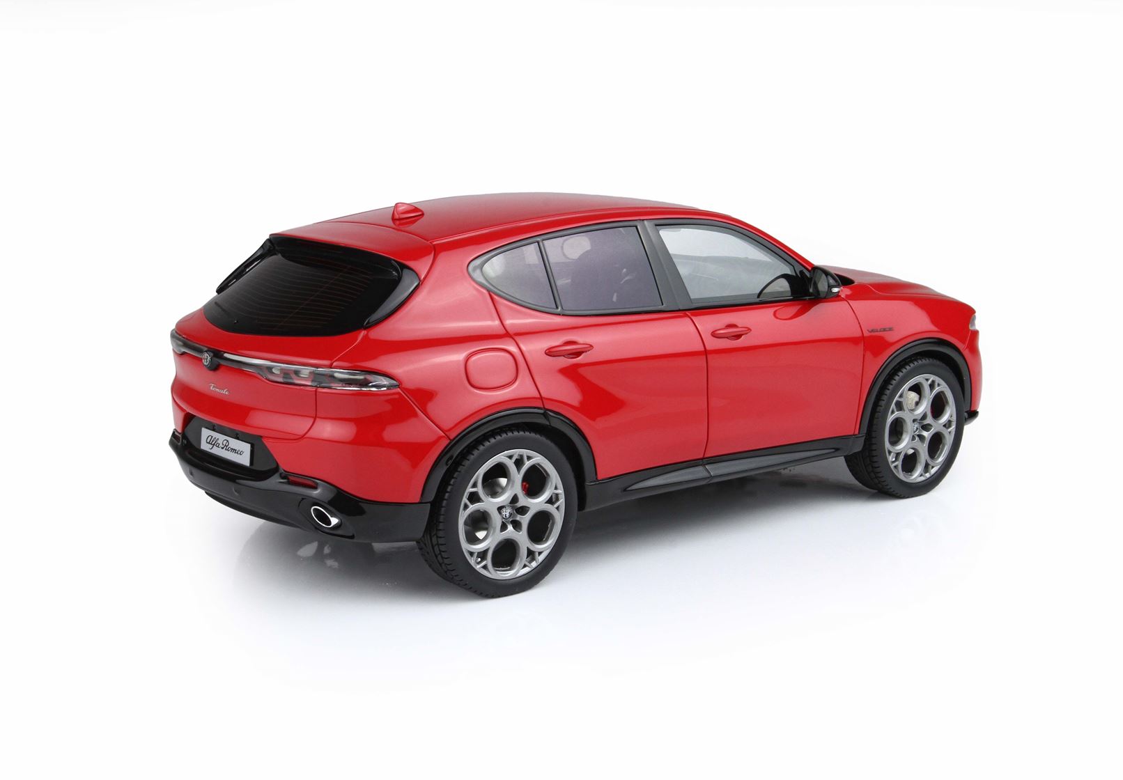 BBR Alfa Romeo Tonale Veloce Plug-in Hybrid - Alfa Red | 1:18 - Image 4