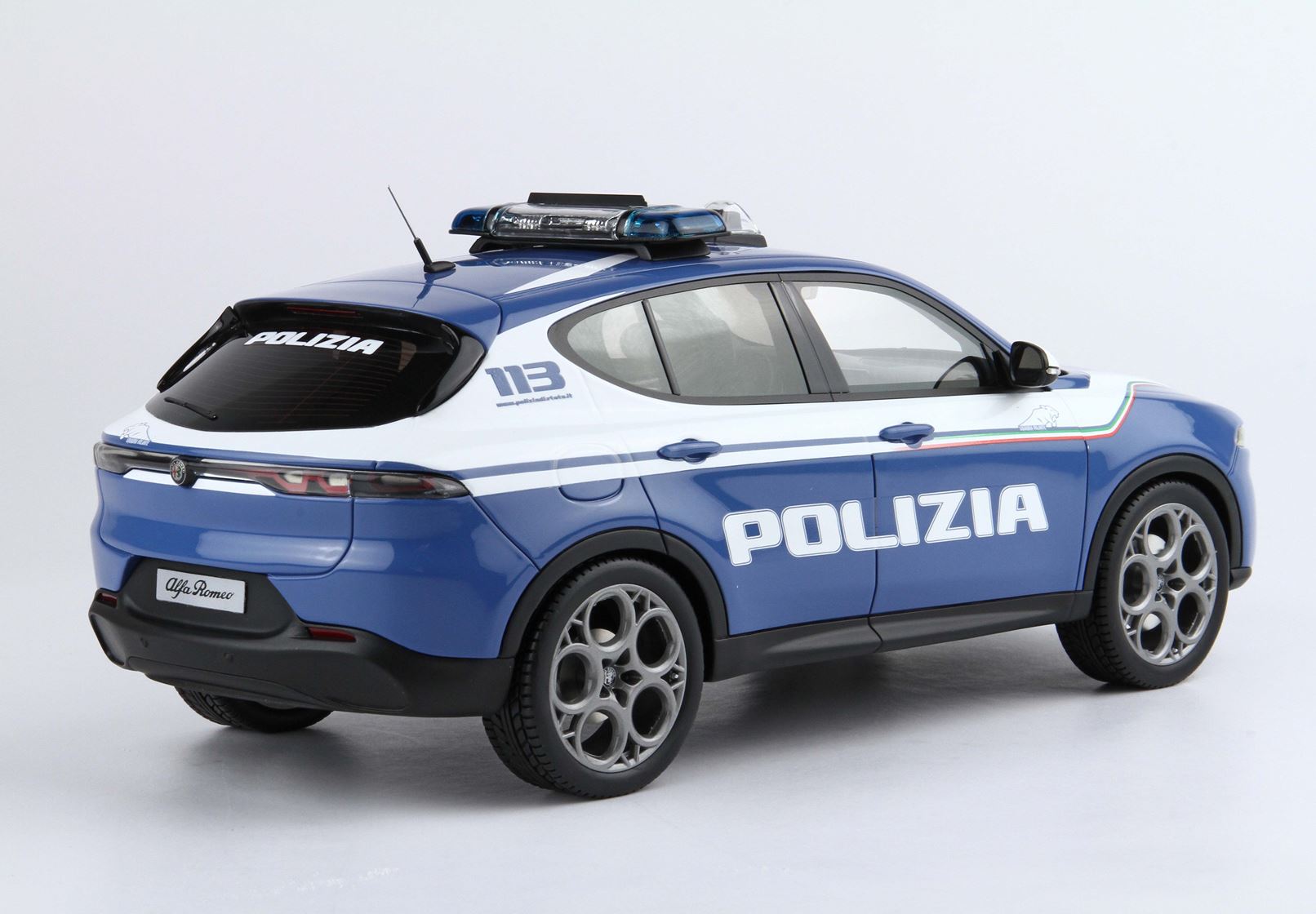 BBR Alfa Romeo Tonale Allestimento Polizia | 1:18 - Image 6