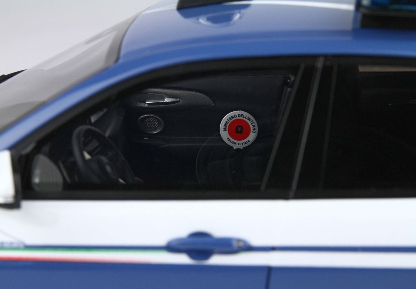 BBR Alfa Romeo Tonale Allestimento Polizia | 1:18 - Image 8