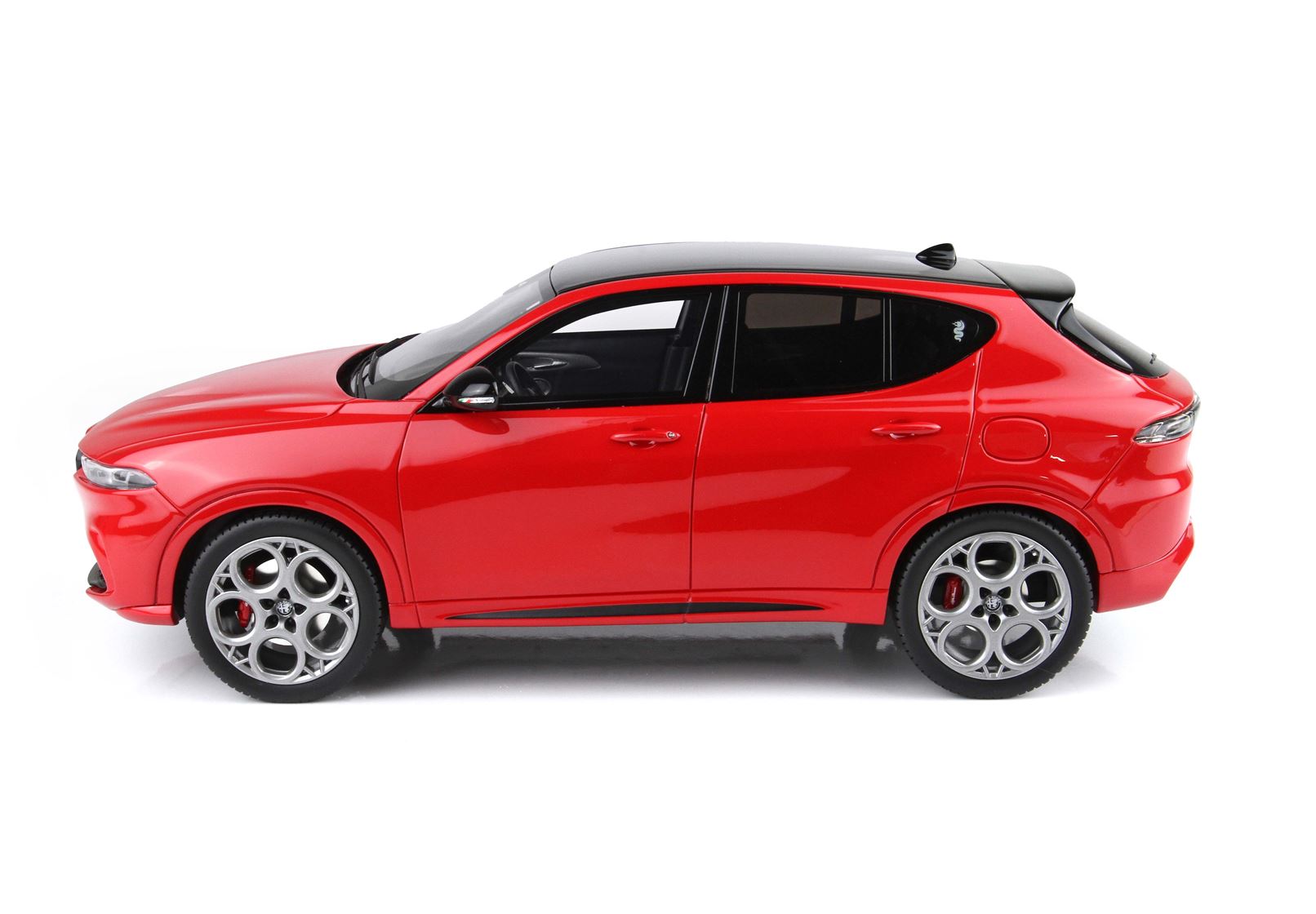 BBR Alfa Romeo Tonale Tributo Plug-in Hybrid - Alfa Red | 1:18 - Image 5