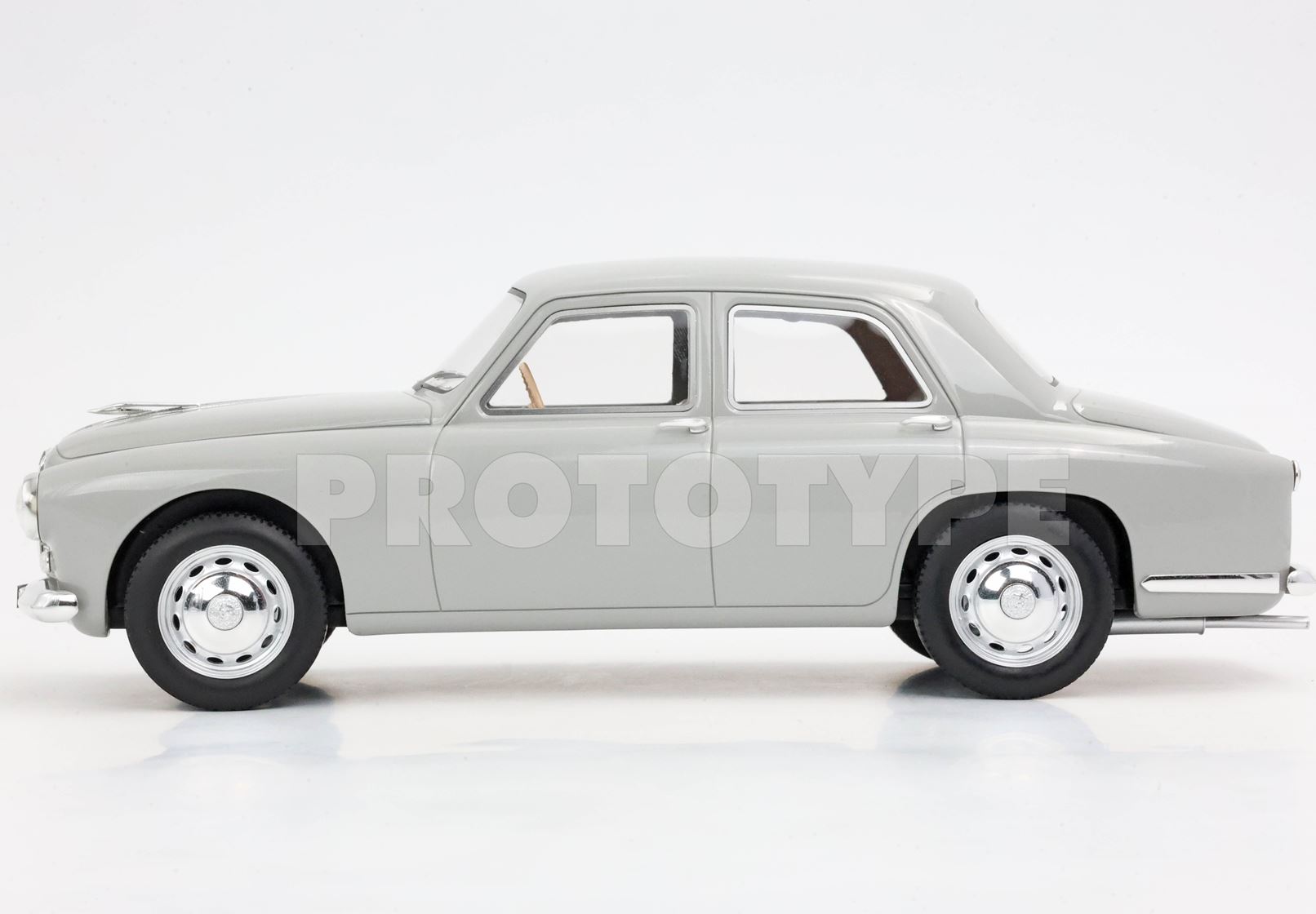 BBR Alfa Romeo 1900 By RGM Design - Alba Grey | 1:18 – Bild 5