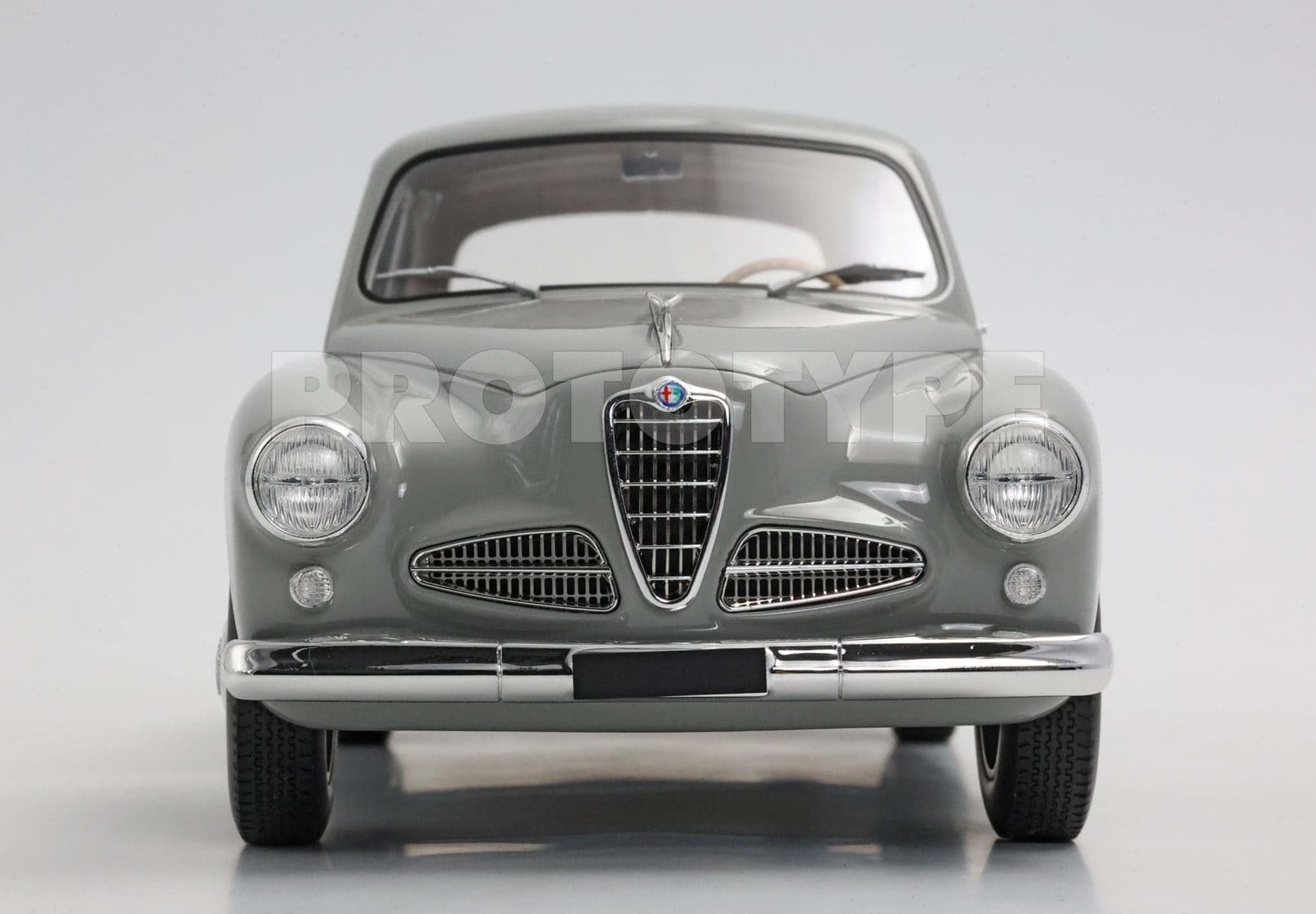 BBR Alfa Romeo 1900 By RGM Design - Alba Grey | 1:18 – Bild 3