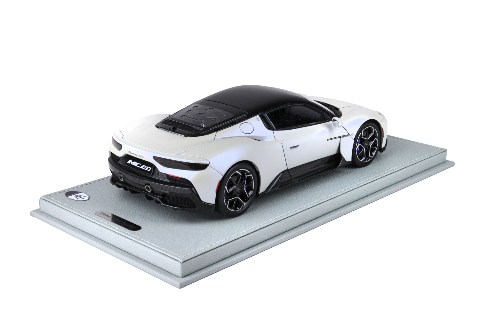 BBR Maserati MC20 - Audace White | 1:18 - Image 2