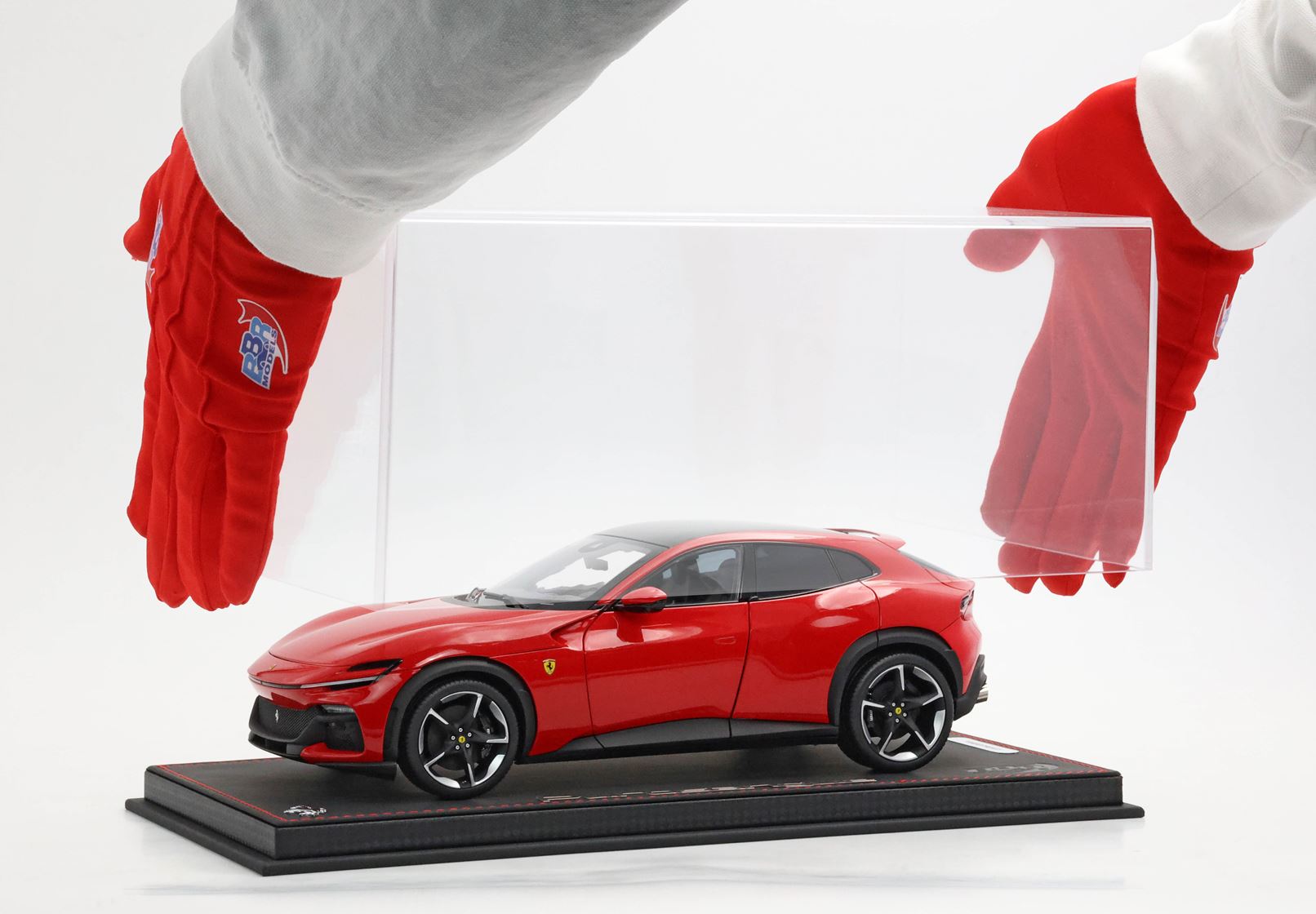 BBR Ferrari Purosangue Luxury Pack - Red | 1:18 – Bild 2