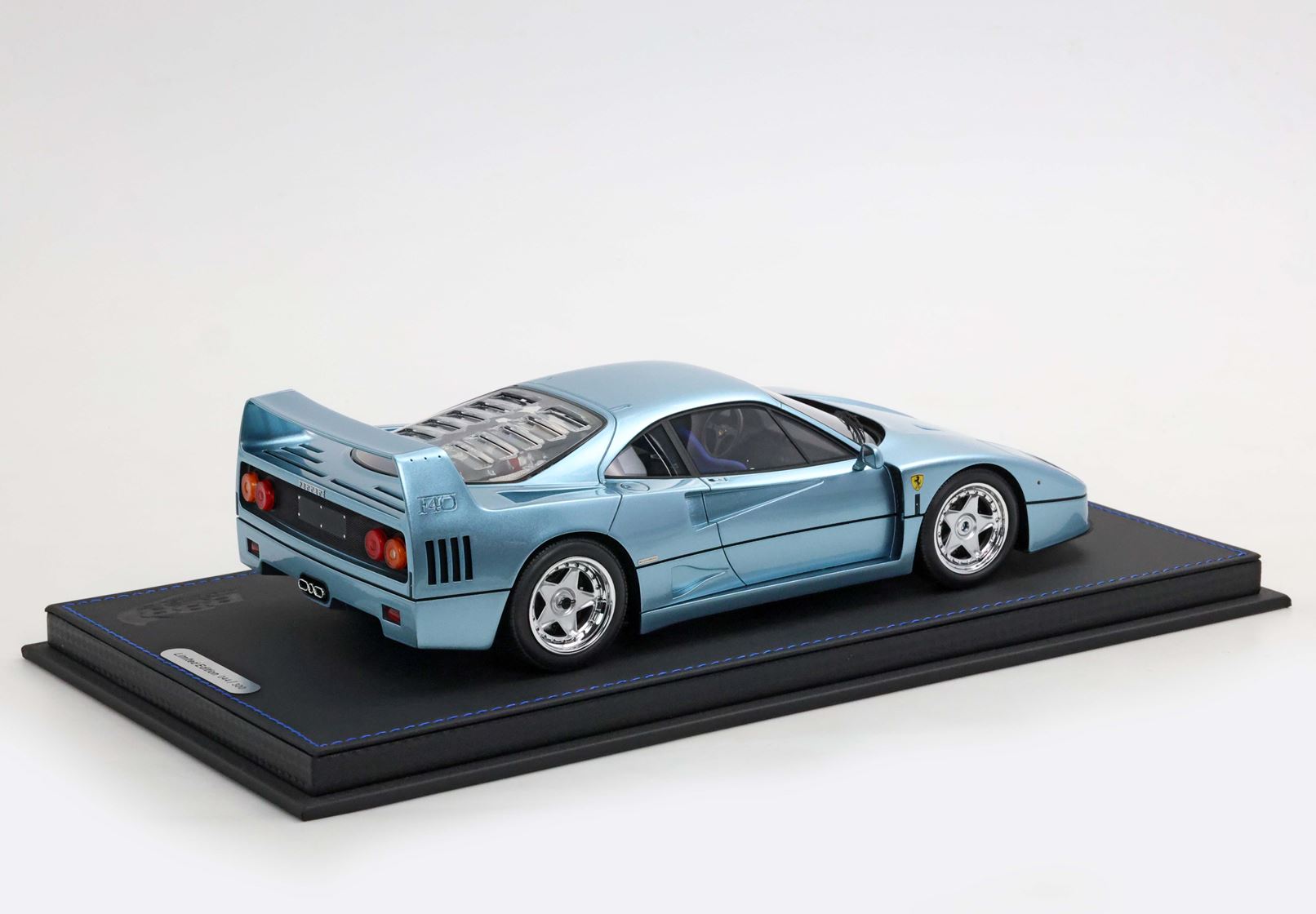 BBR Ferrari F40 1987 - Hyperion Blue | 1:18 - Image 3