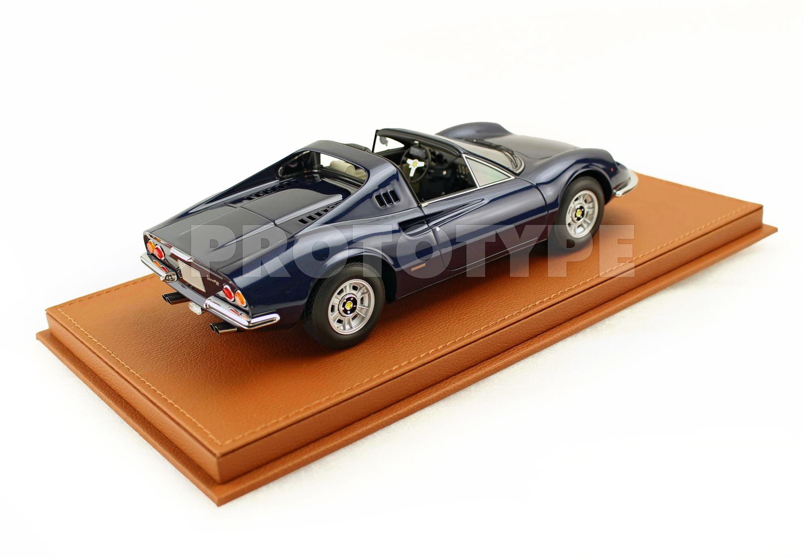 BBR Ferrari Dino 246 GTS 1972 - Sera Blue | 1:18 – Bild 2