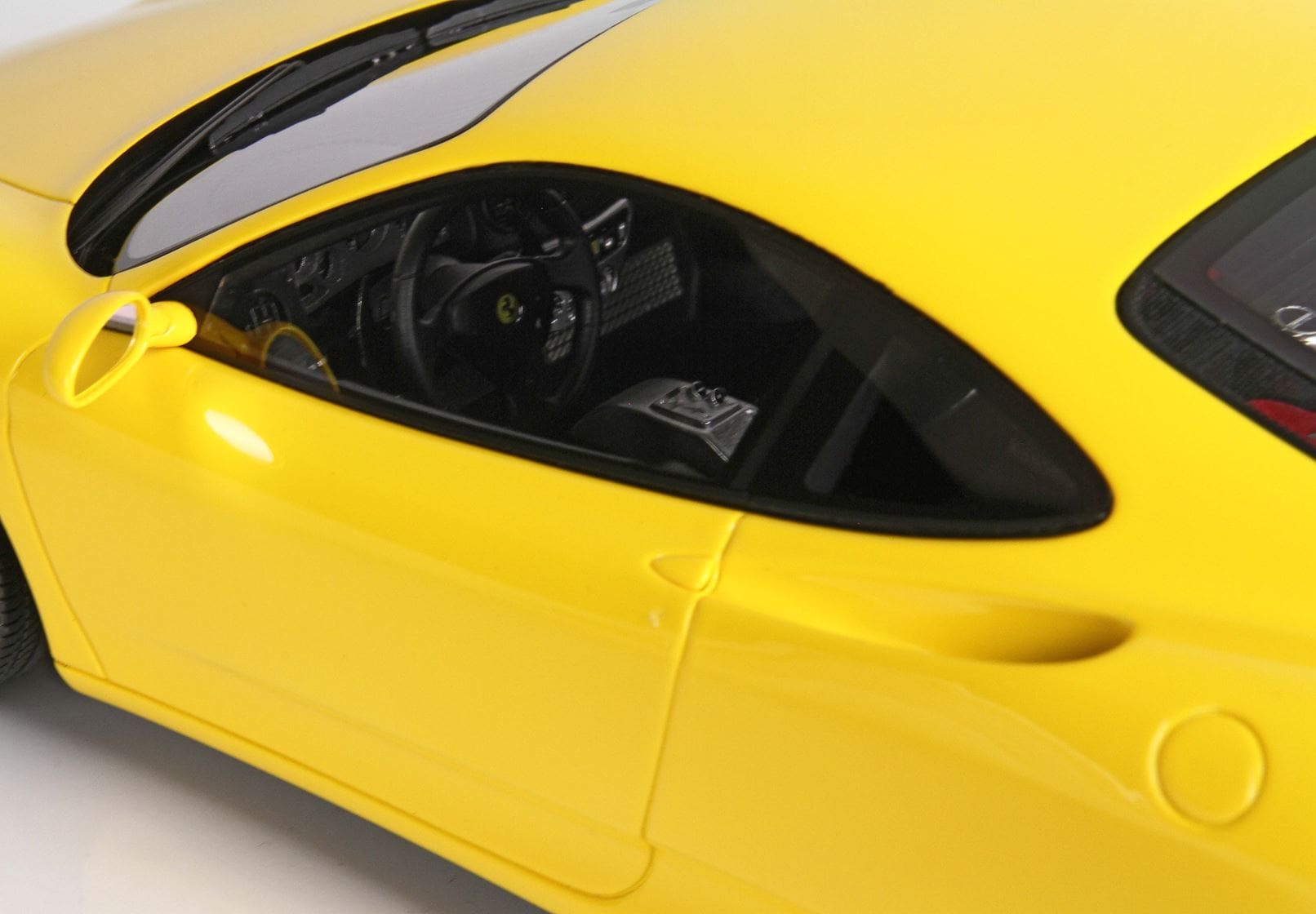 BBR Ferrari 360 Modena 1999 F1 Gearbox - Yellow | 1:18 - Image 16