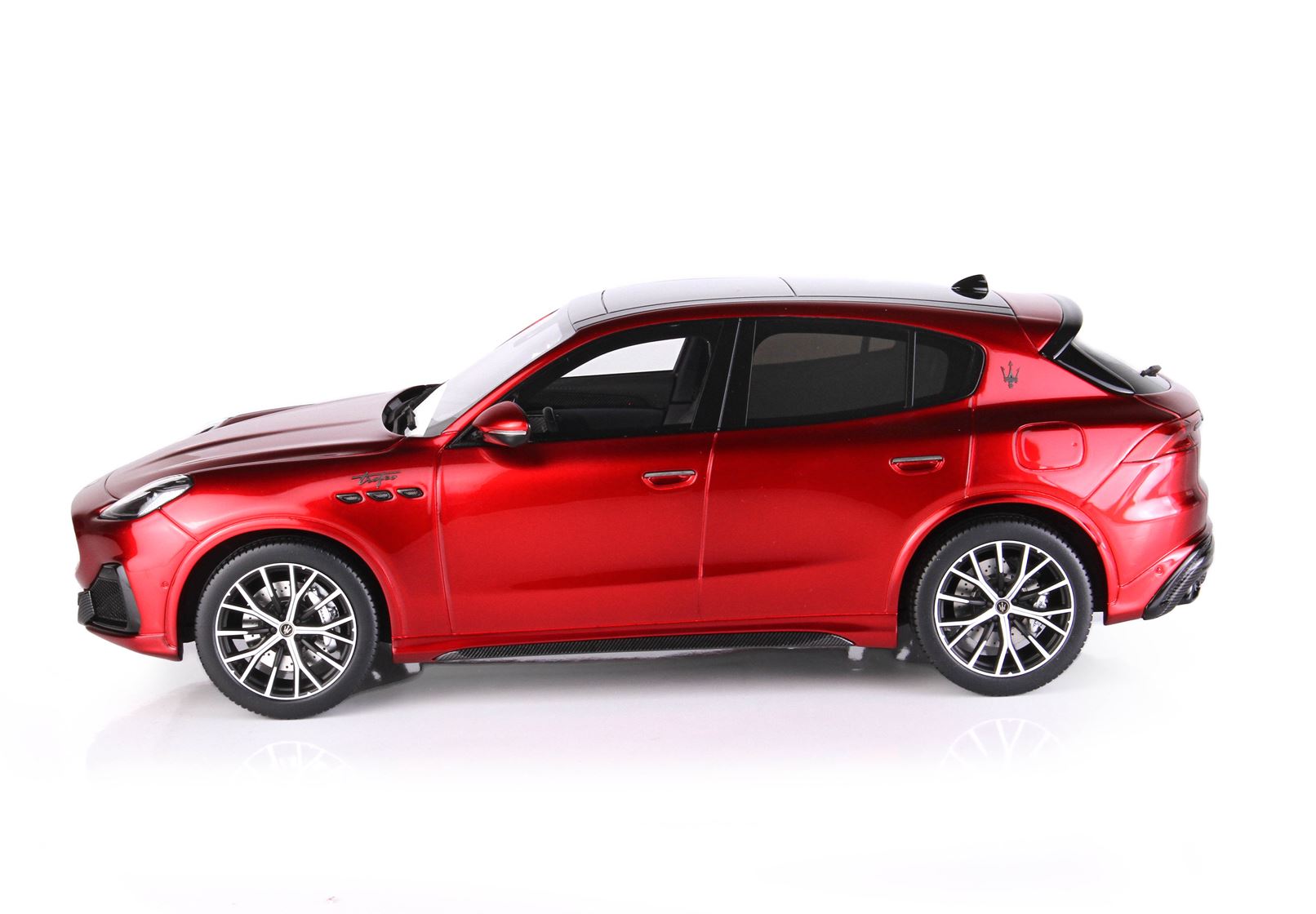 BBR Maserati Grecale Trofeo - Red Granturismo | 1:18 - Image 8