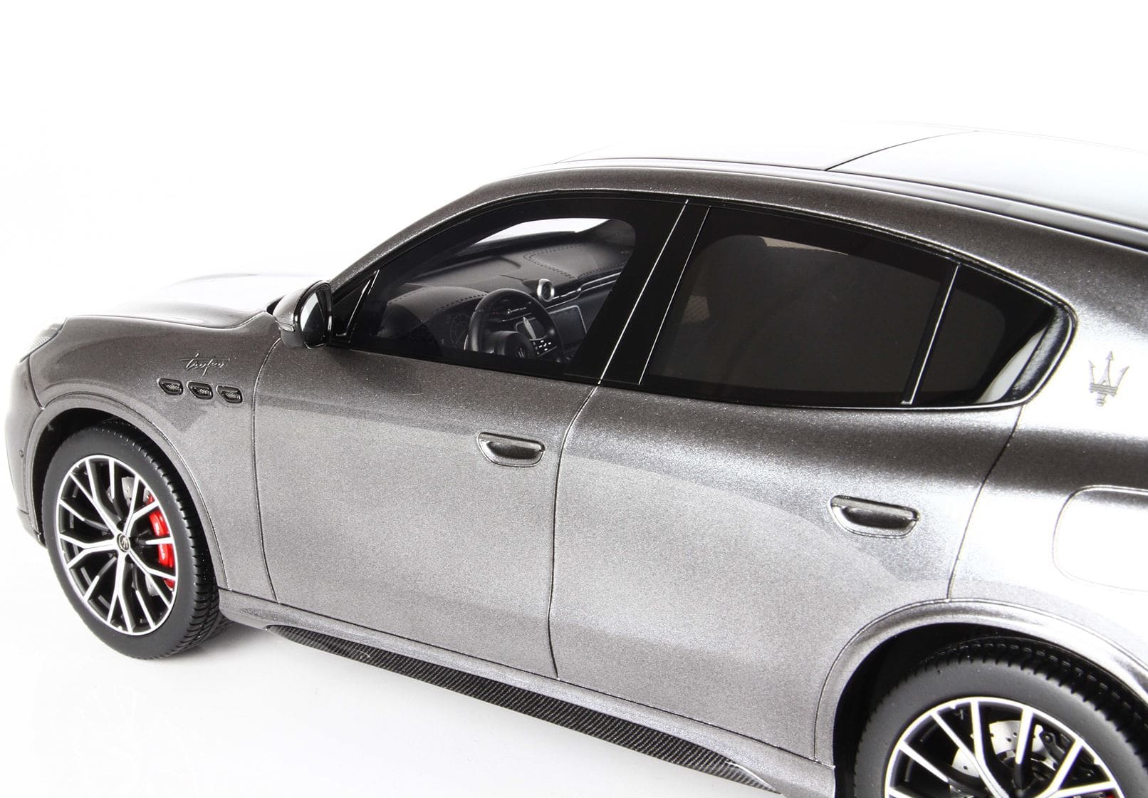 BBR Maserati Grecale Trofeo - Lava Grey | 1:18 – Bild 7