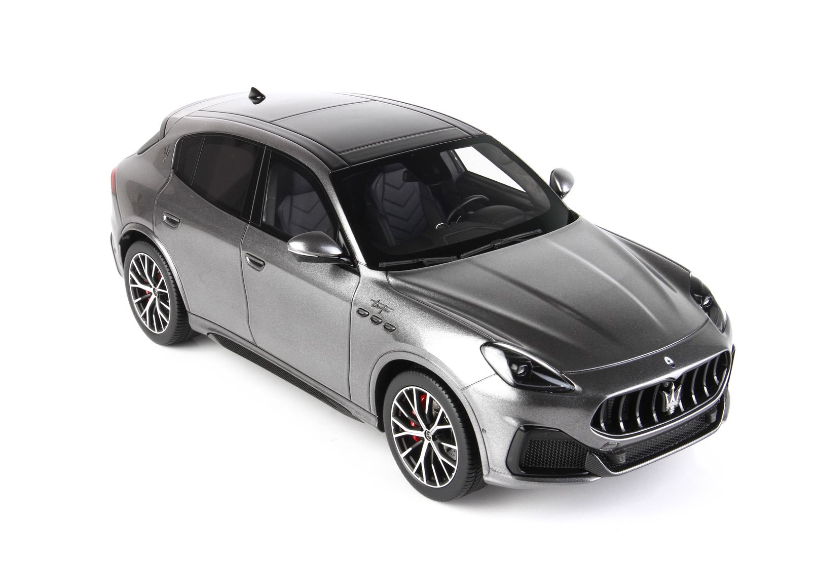 BBR Maserati Grecale Trofeo - Lava Grey | 1:18 – Bild 4