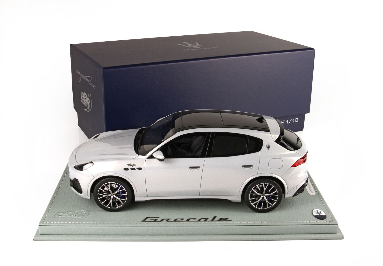BBR Maserati Grecale Trofeo 2022 - Greyish Blue | 1:18 – Bild 3