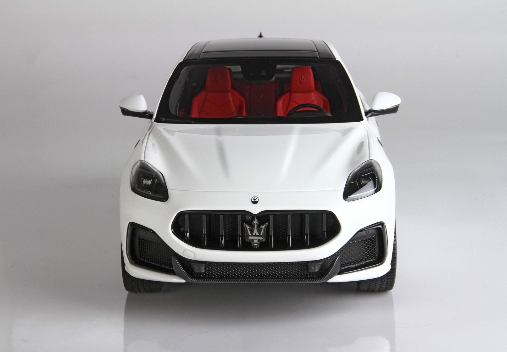 BBR Maserati Grecale Trofeo - White | 1:18 - Image 7