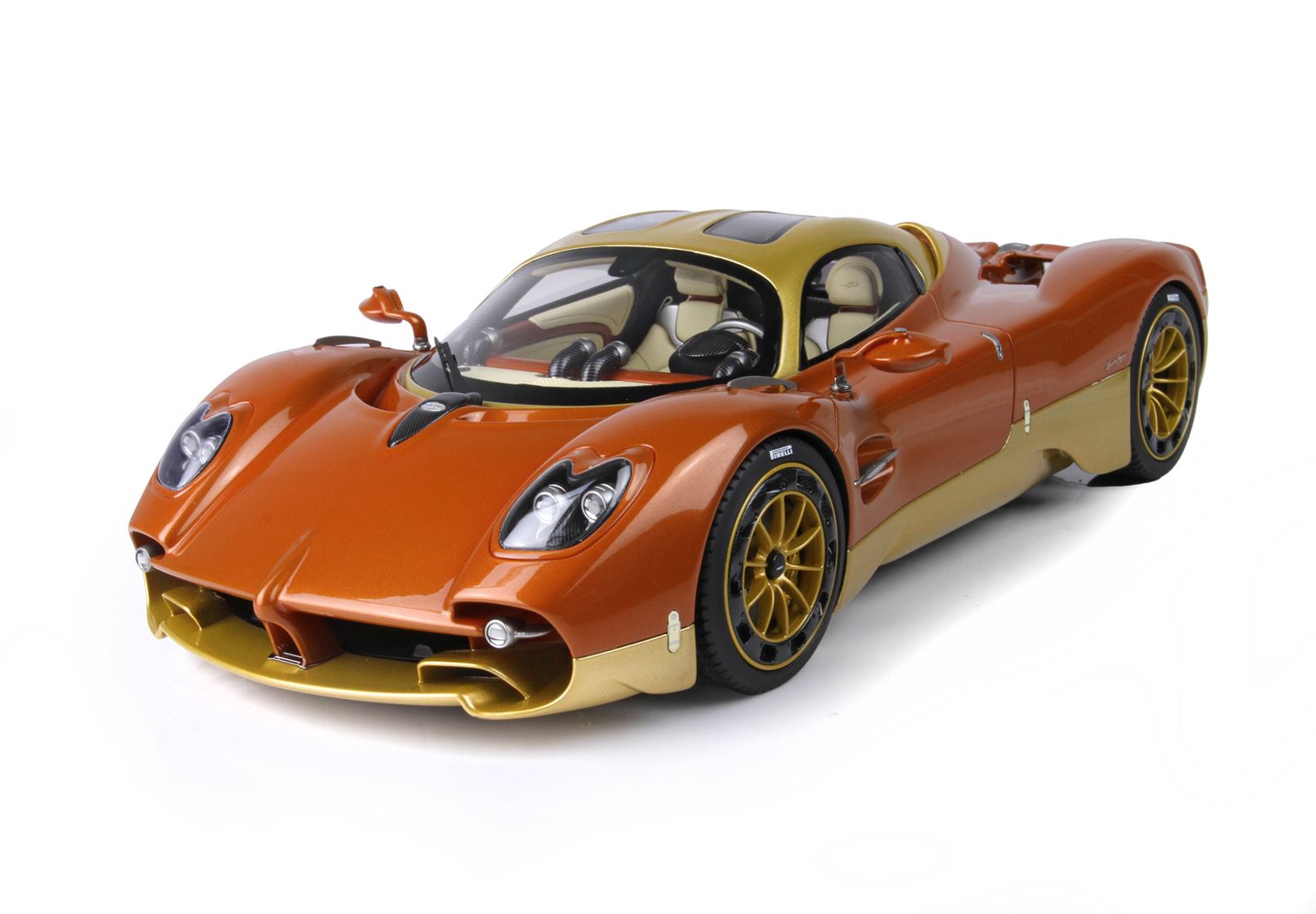 BBR Pagani Utopia - Metallic Bronze | 1:18 - Image 4