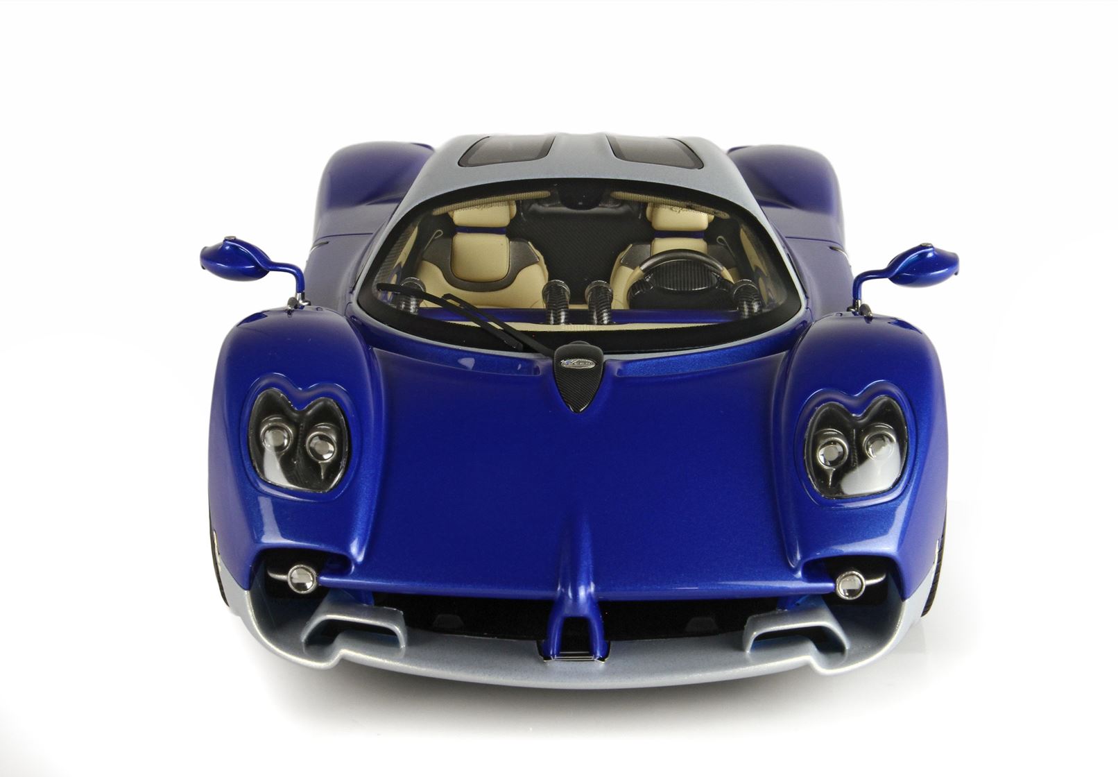 BBR Pagani Utopia - M208 Metallic Blue | 1:18 - Image 6