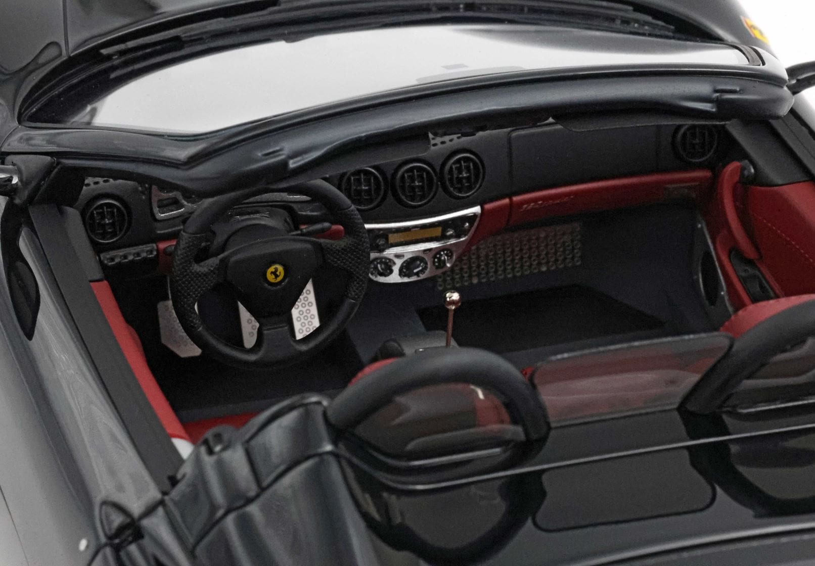 BBR Ferrari 360 Modena Spider Manual Transmission - Gloss Black - Bordeaux | 1:18 - Image 6