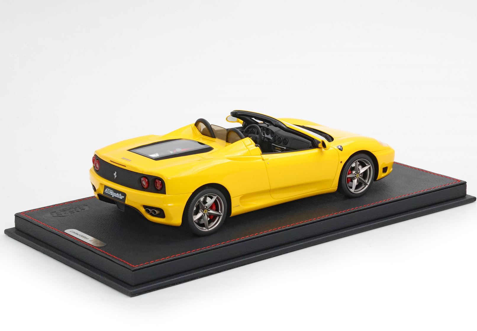 BBR Ferrari 360 Modena Spider Automatic Gearbox, Challenge Rear Grille, Italian Stripe - Modena Yellow / Black | 1:18 - 画像2