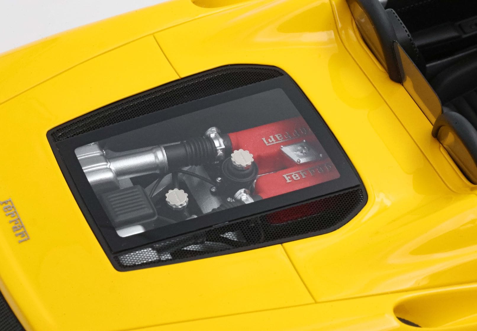 BBR Ferrari 360 Modena Spider Automatic Gearbox, Challenge Rear Grille, Italian Stripe - Modena Yellow / Black | 1:18 - 画像8