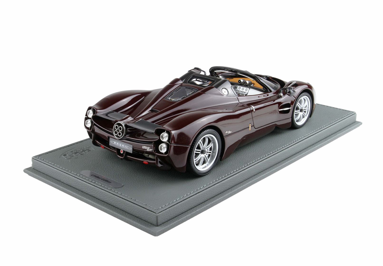 BBR Pagani Utopia Roadster Habanero Pebble Beach Launch Car - Full Carbon Red | 1:18 – Bild 2