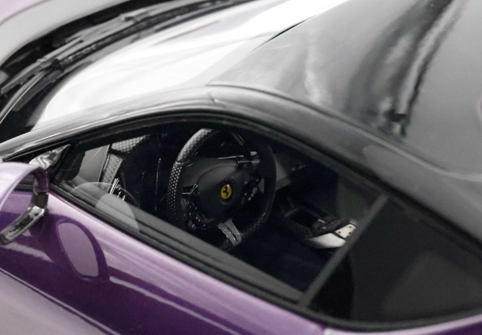 BBR Ferrari 12Cilindri Coupe - Purple Hong Kong | 1:18 - Image 8