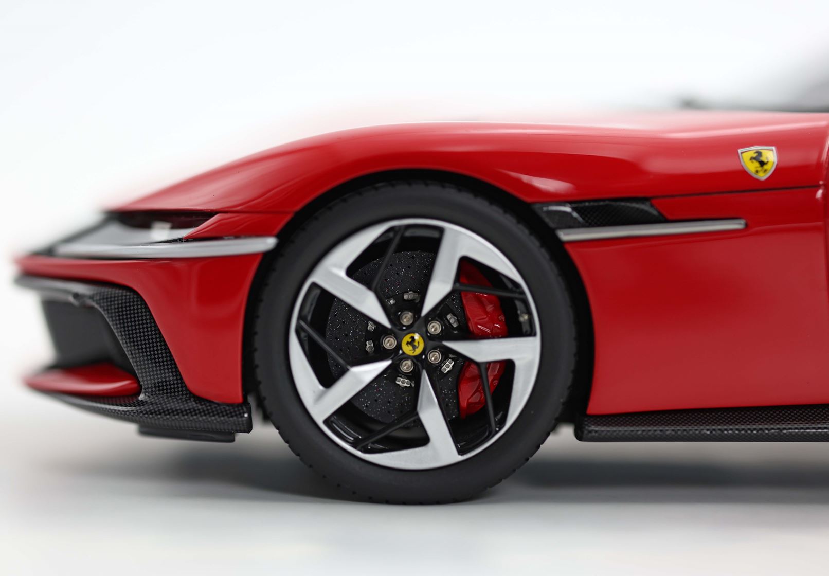 BBR Ferrari 12Cilindri Tetto Panoramico - Red | 1:18 - Imagen 9