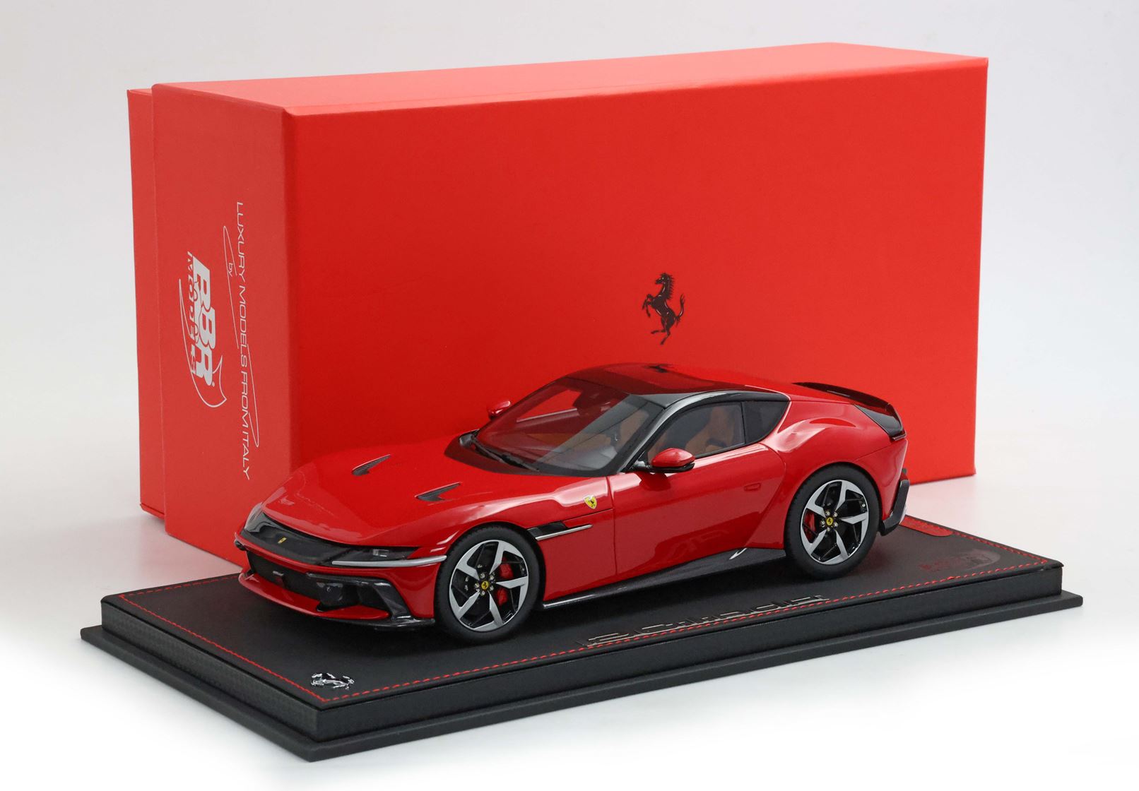 BBR Ferrari 12Cilindri Tetto Panoramico - Red | 1:18 - Imagen 10