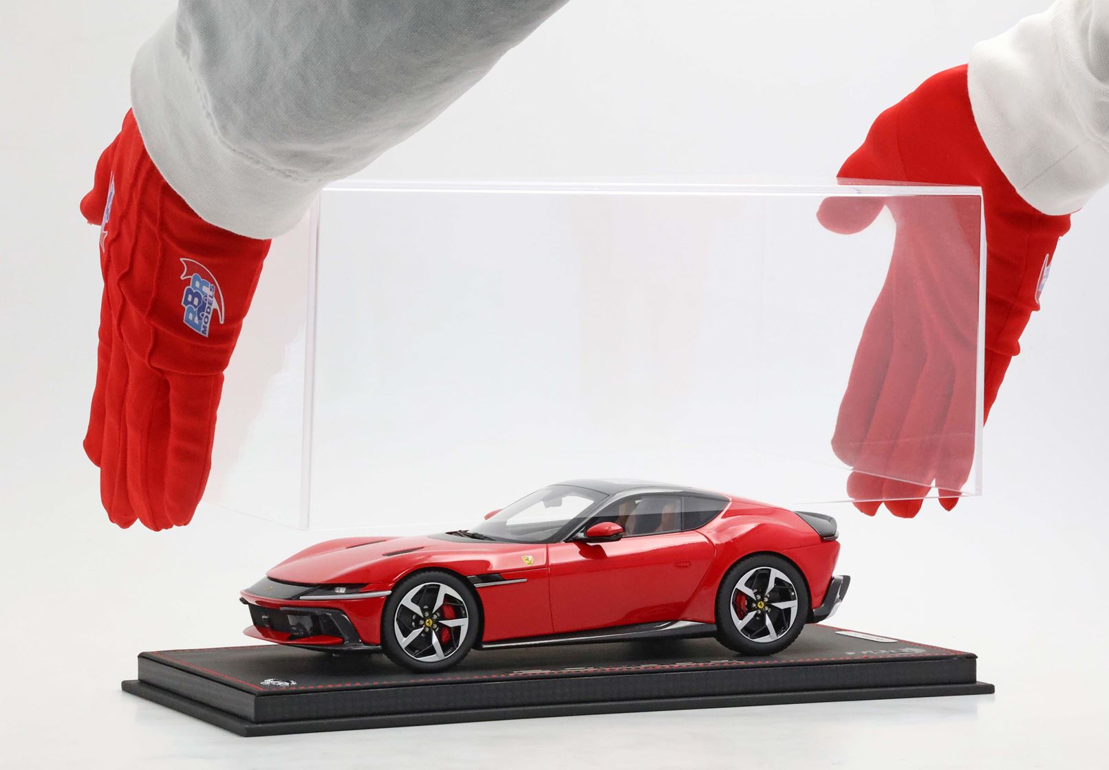 BBR Ferrari 12Cilindri Tetto Panoramico - Red | 1:18 - Imagen 2