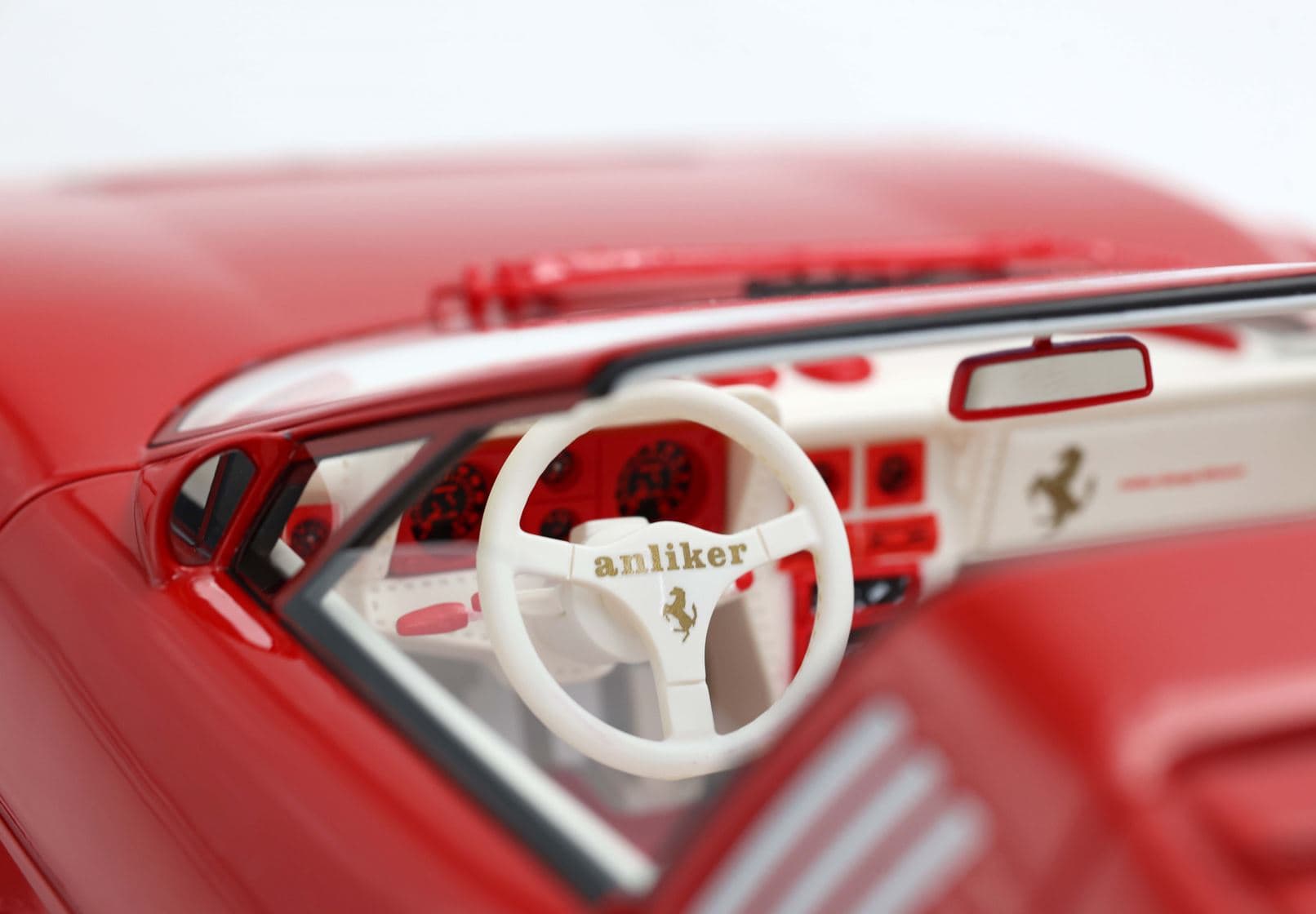 BBR Ferrari 512 BB Targa Anliker 1984 - Red | 1:18 - Image 7