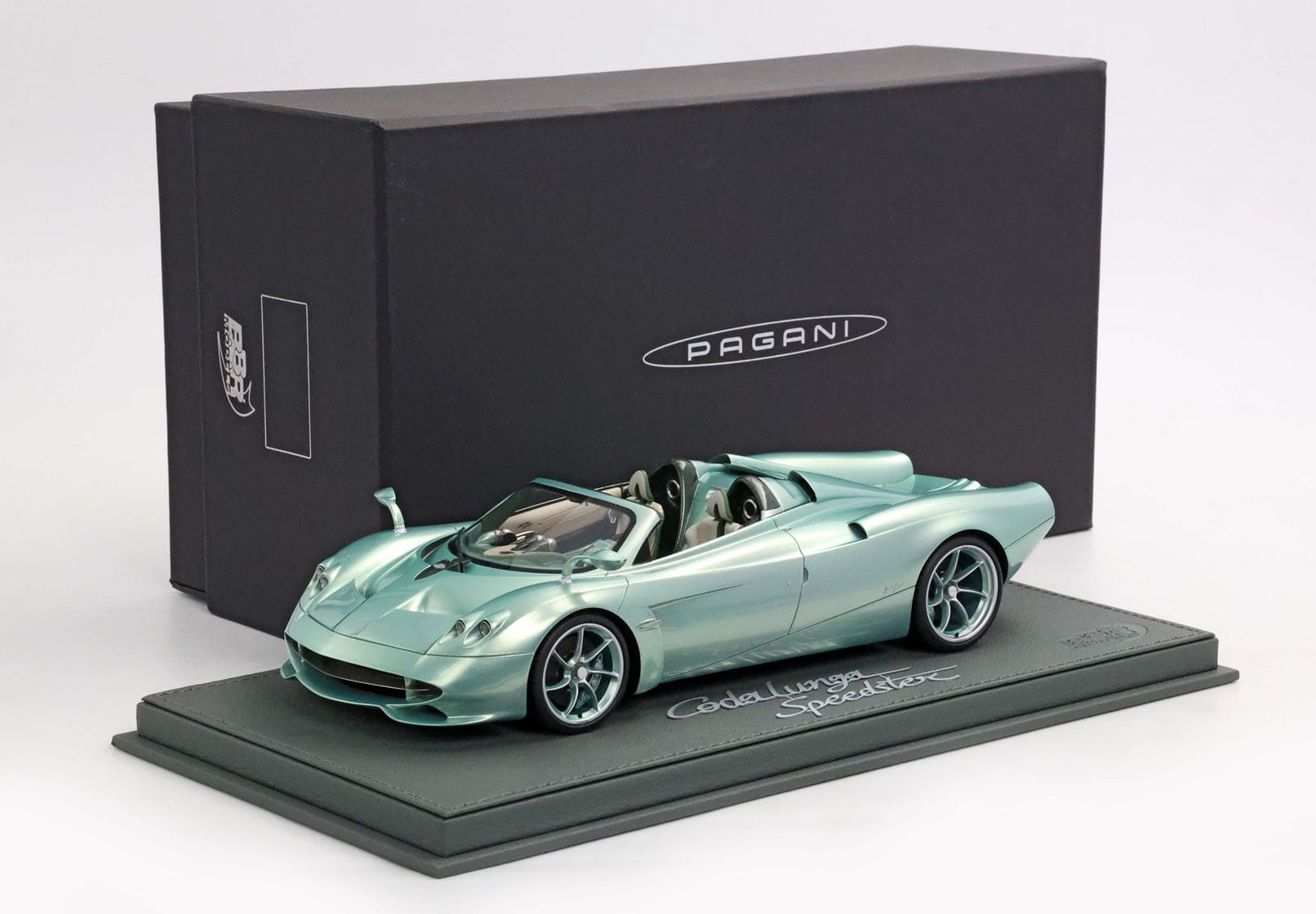 BBR Pagani Huayra Codalunga Speedster - Speedster Green | 1:18 – Bild 9