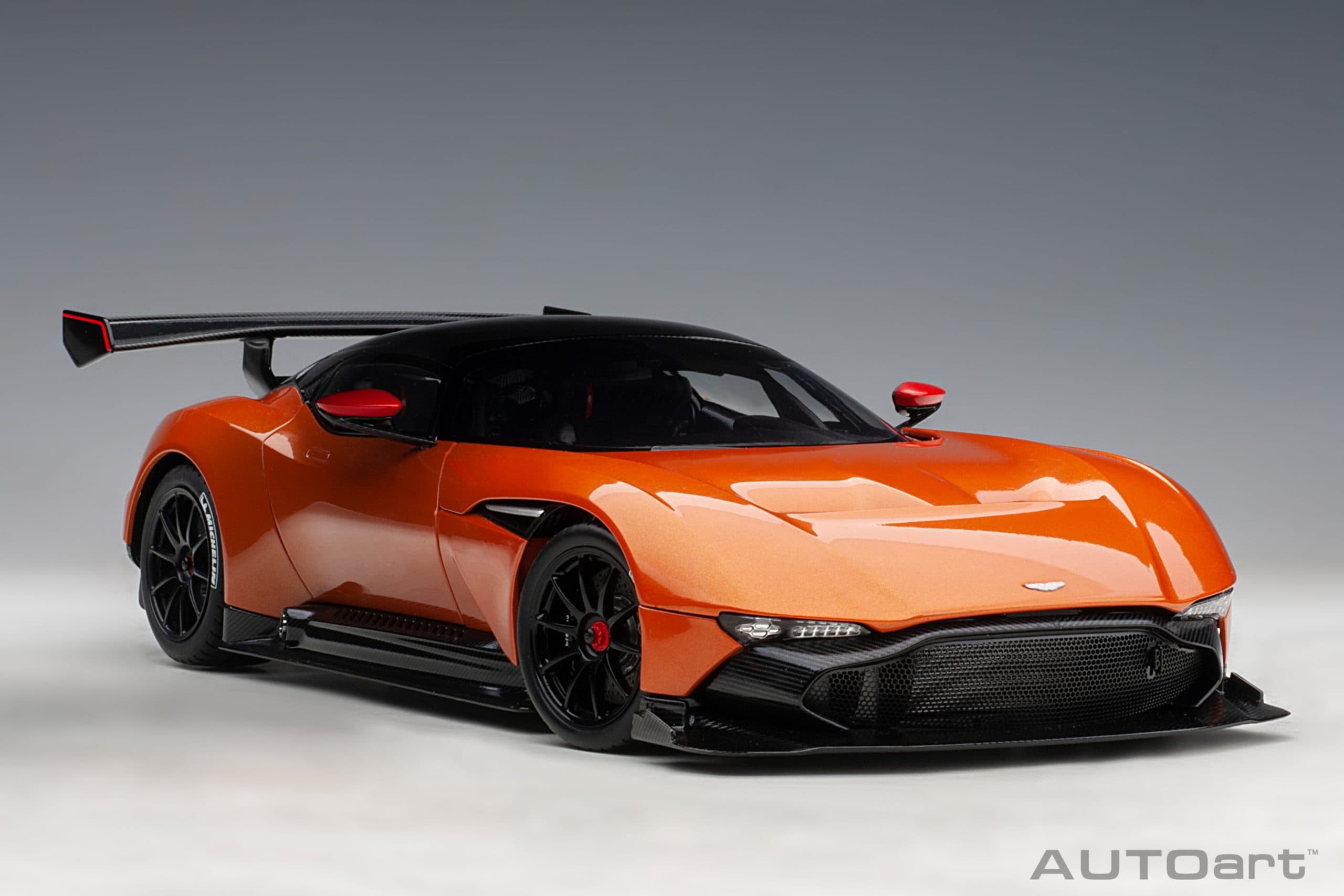 AUTOart Aston Martin Vulcan 2015 1:18 - Madagascar Orange - Image 14