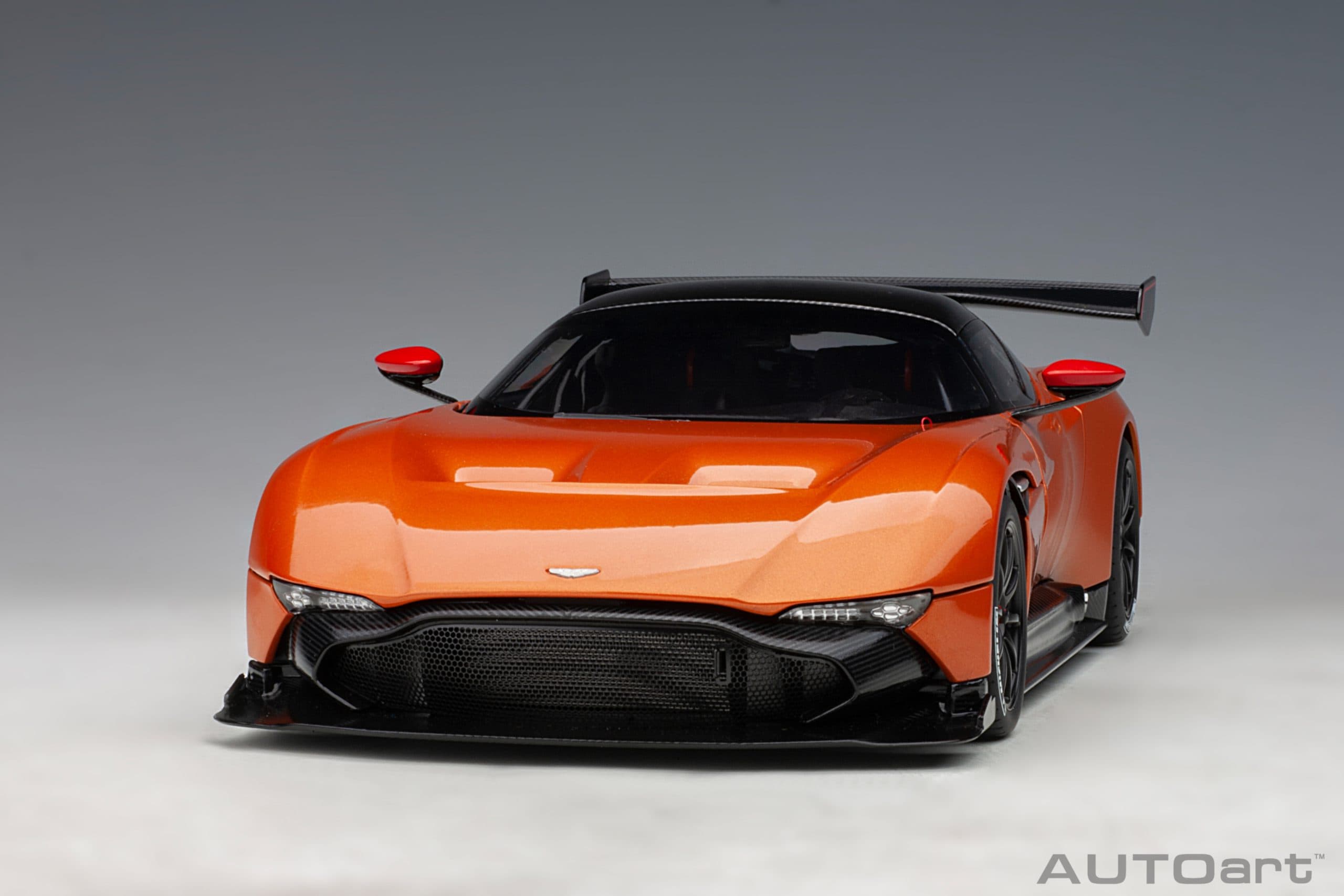 AUTOart Aston Martin Vulcan 2015 1:18 - Madagascar Orange - Image 15