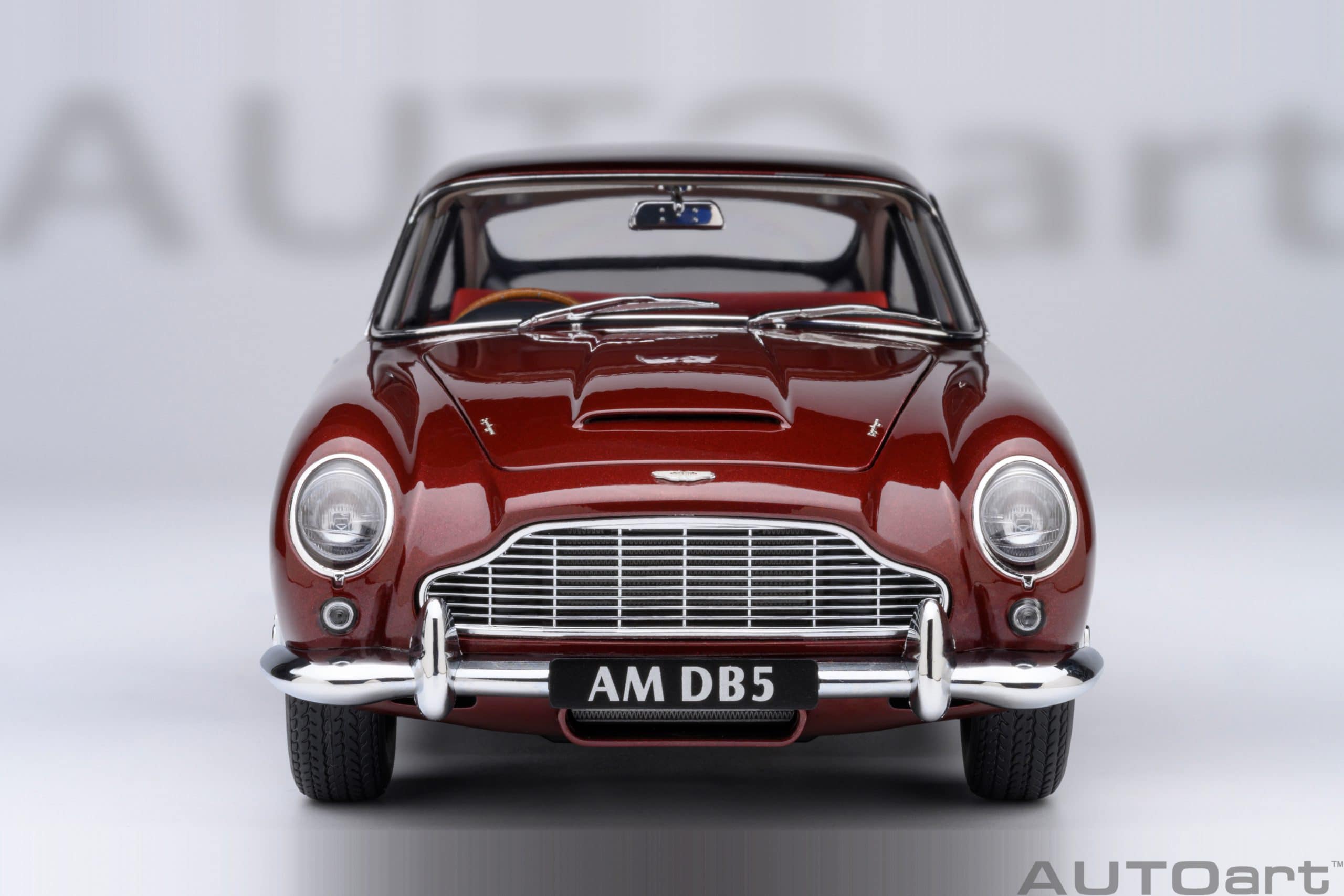 AUTOart Aston Martin DB5 1964 1:18 - Dubonnet Rosso - Image 5