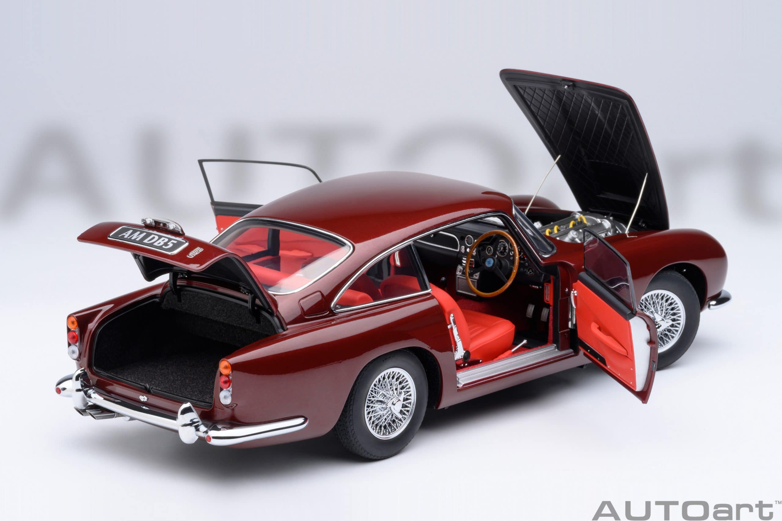 AUTOart Aston Martin DB5 1964 1:18 - Dubonnet Rosso - Image 16