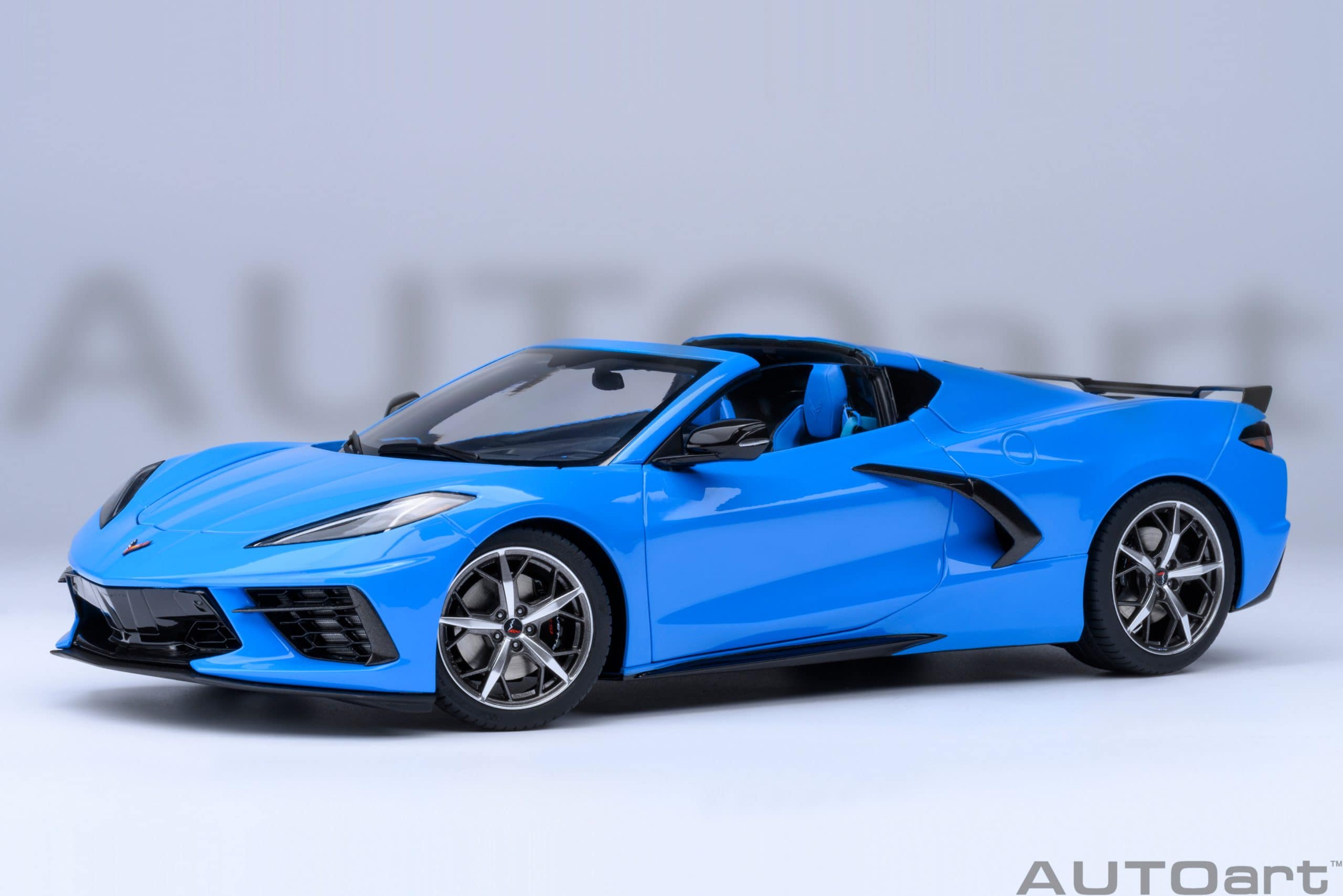 AUTOart Chevrolet Corvette C8 Stingray Z51 2020 1:18 - Rapid Blue