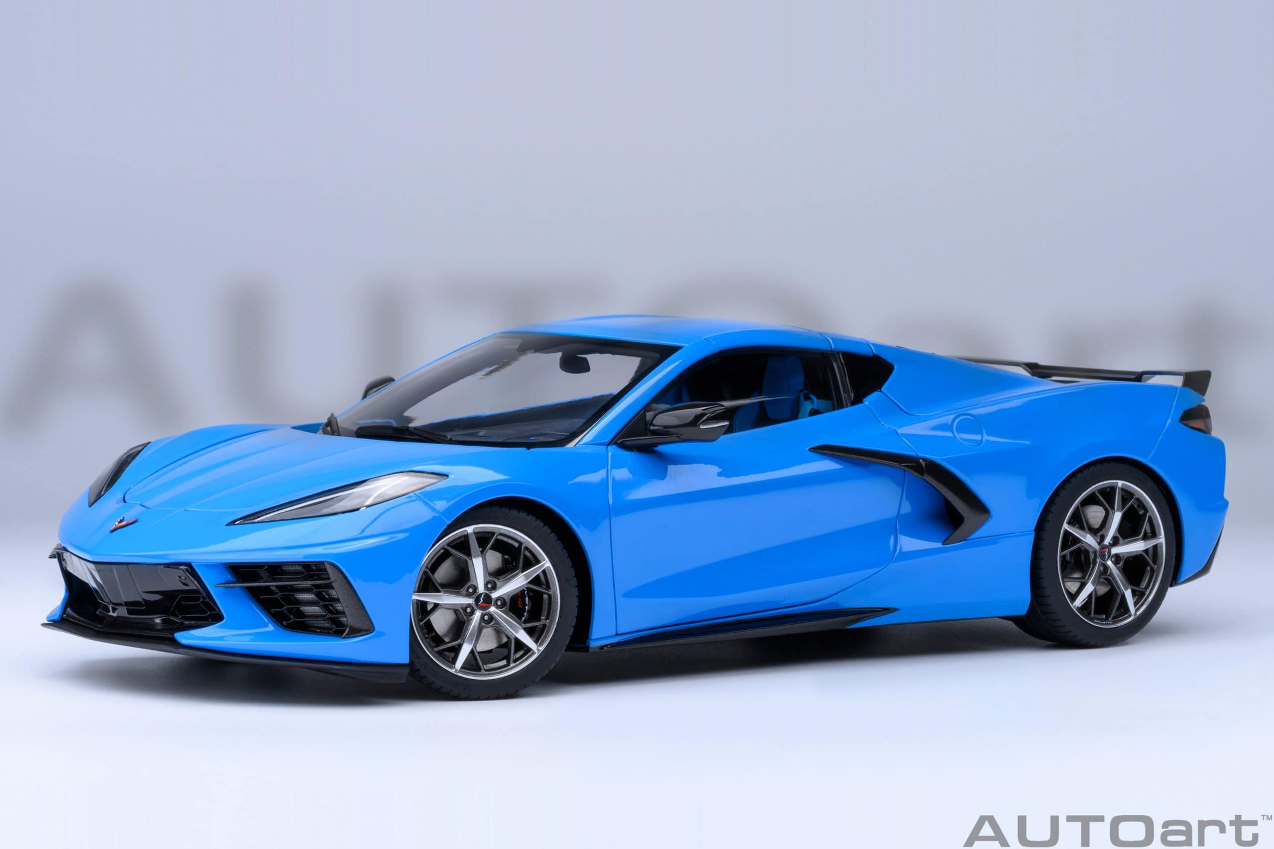 AUTOart Chevrolet Corvette C8 Stingray Z51 2020 1:18 - Rapid Blue – Bild 2