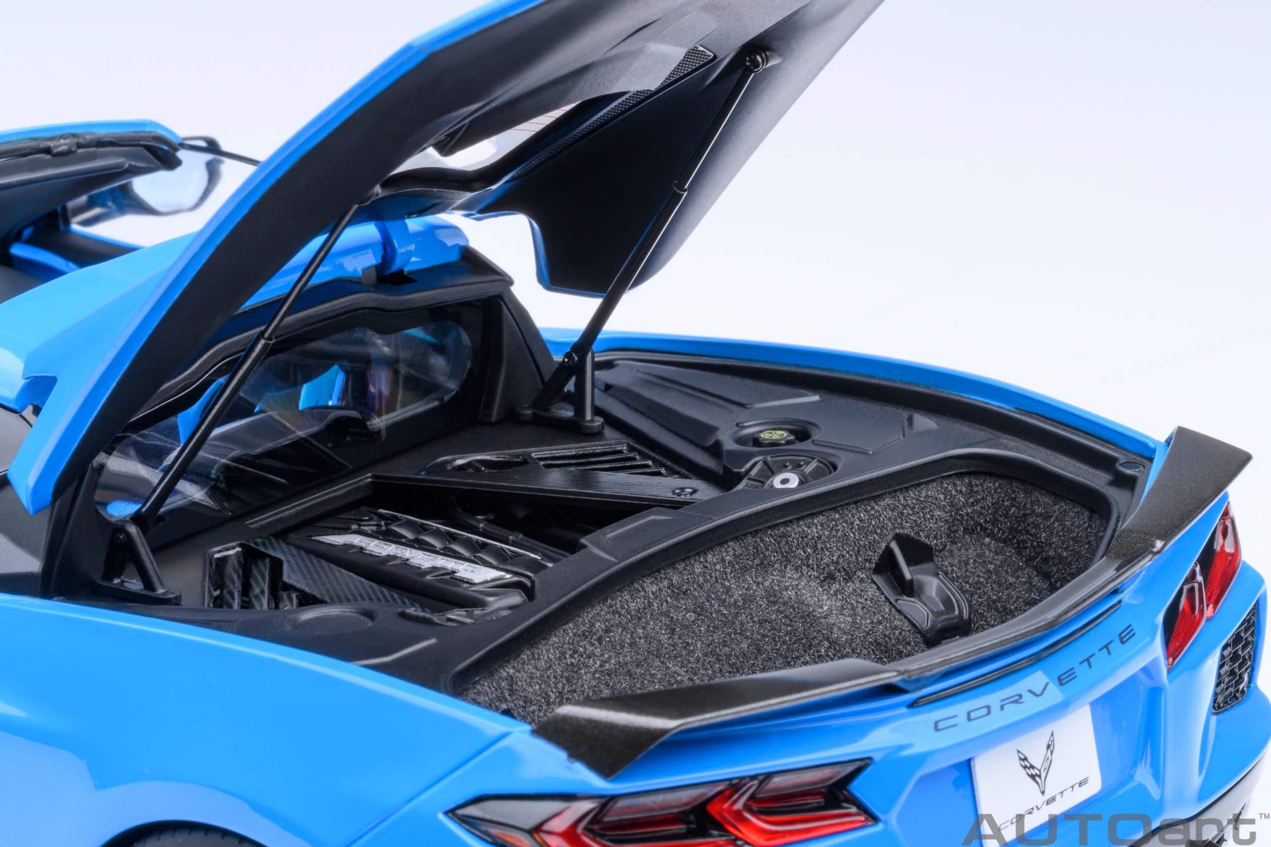 AUTOart Chevrolet Corvette C8 Stingray Z51 2020 1:18 - Rapid Blue – Bild 14