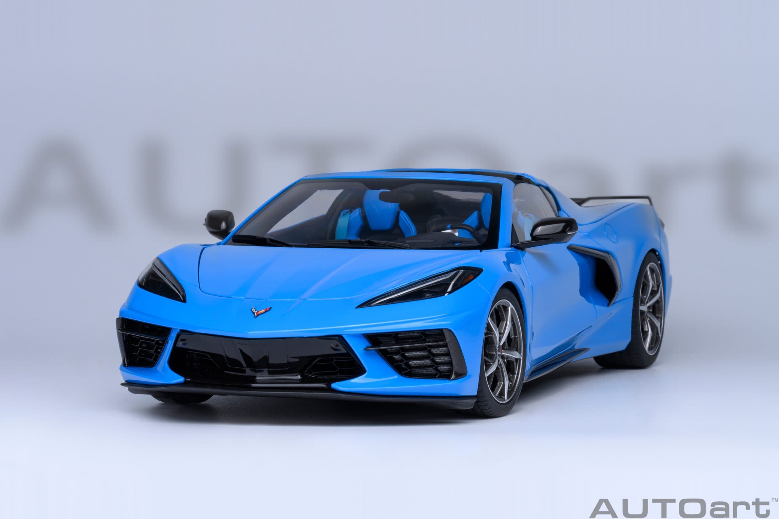 AUTOart Chevrolet Corvette C8 Stingray Z51 2020 1:18 - Rapid Blue – Bild 20