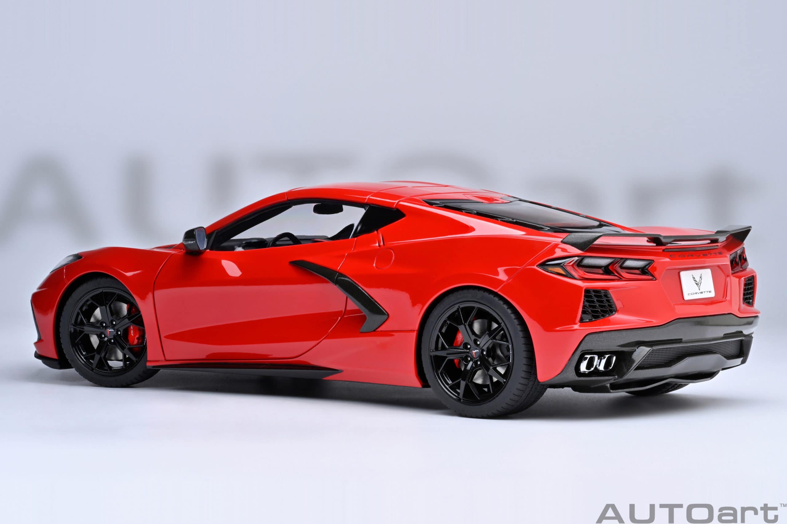 AUTOart Chevrolet Corvette C8 Stingray Z51 2020 1:18 - Torch Red – Bild 4