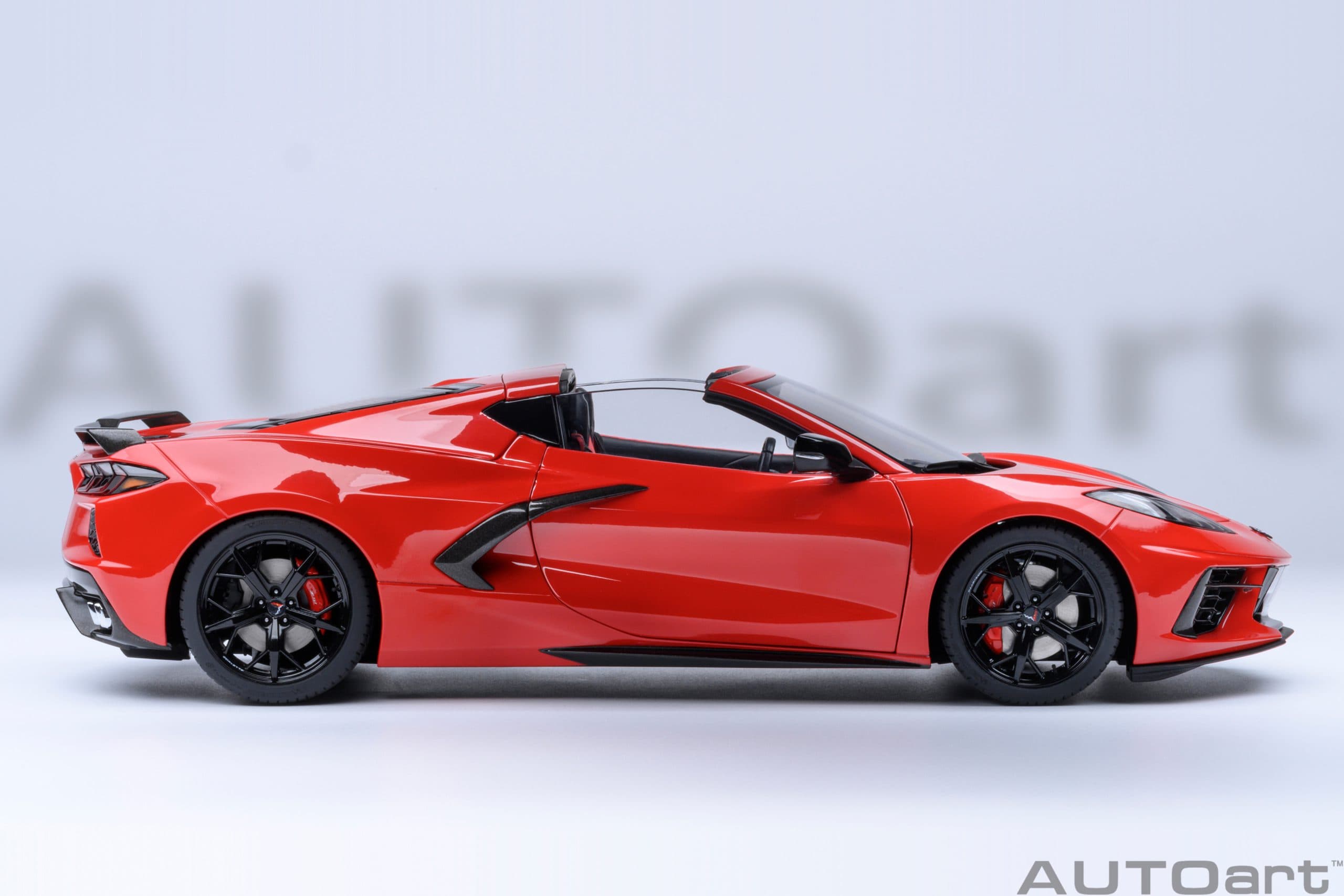AUTOart Chevrolet Corvette C8 Stingray Z51 2020 1:18 - Torch Red – Bild 6