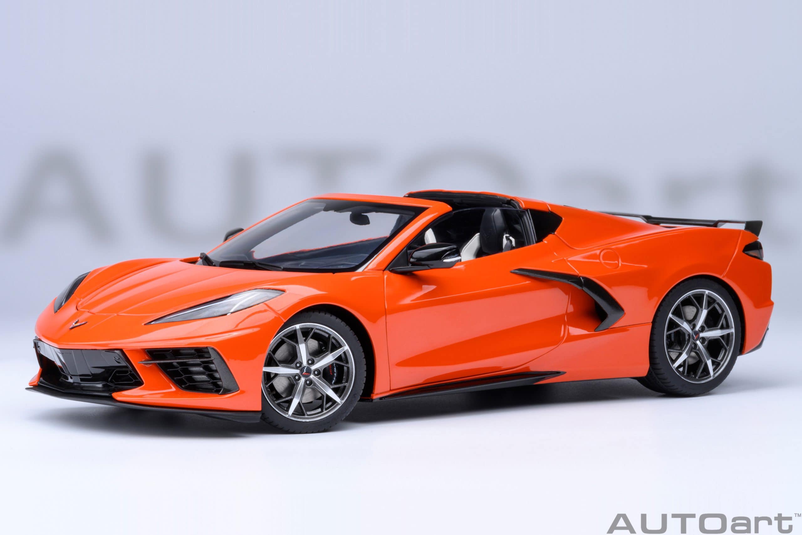 AUTOart Chevrolet Corvette C8 Stingray Z51 2020 1:18 - Arancio Sebring