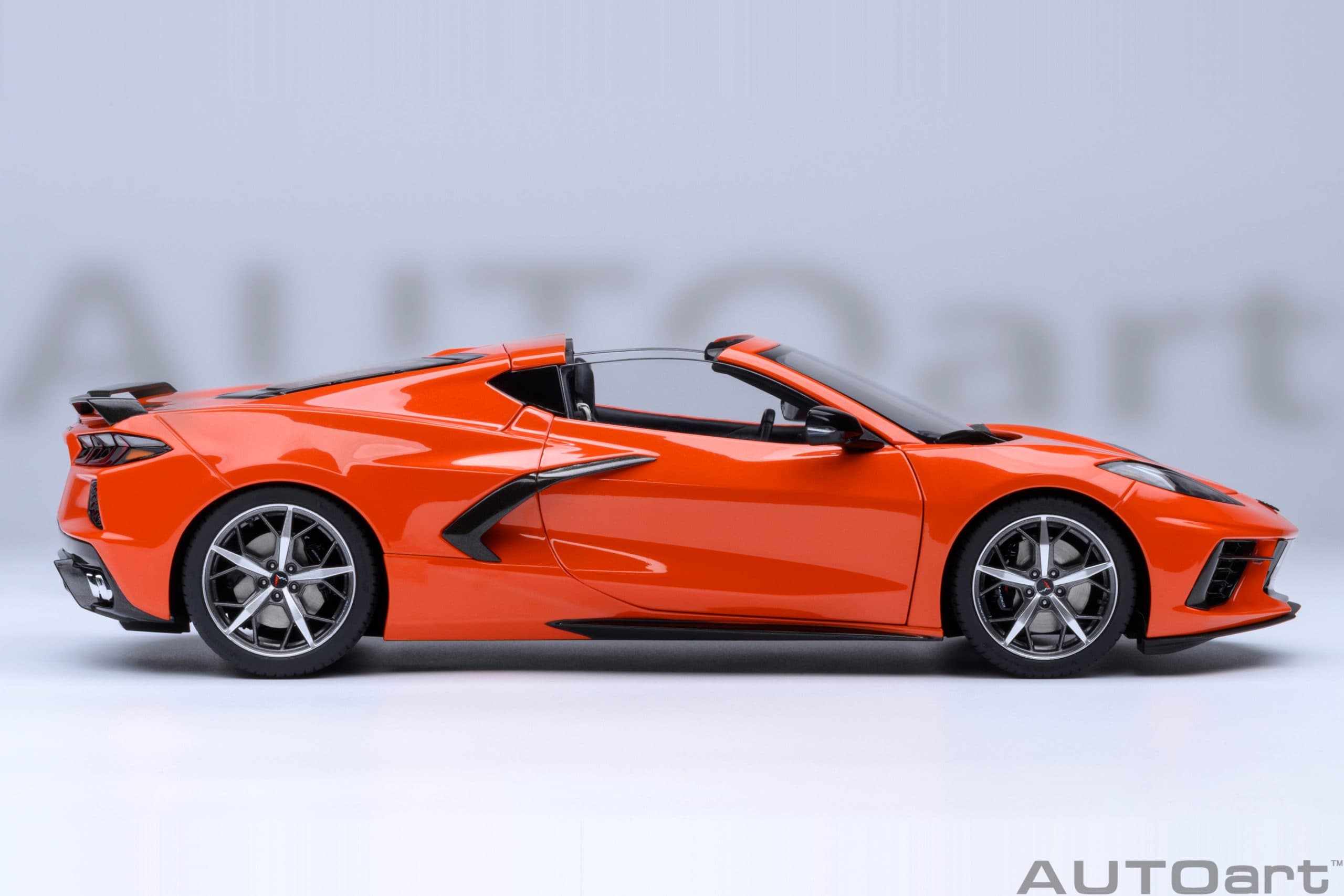 AUTOart Chevrolet Corvette C8 Stingray Z51 2020 1:18 - Sebring Orange - Immagine 6