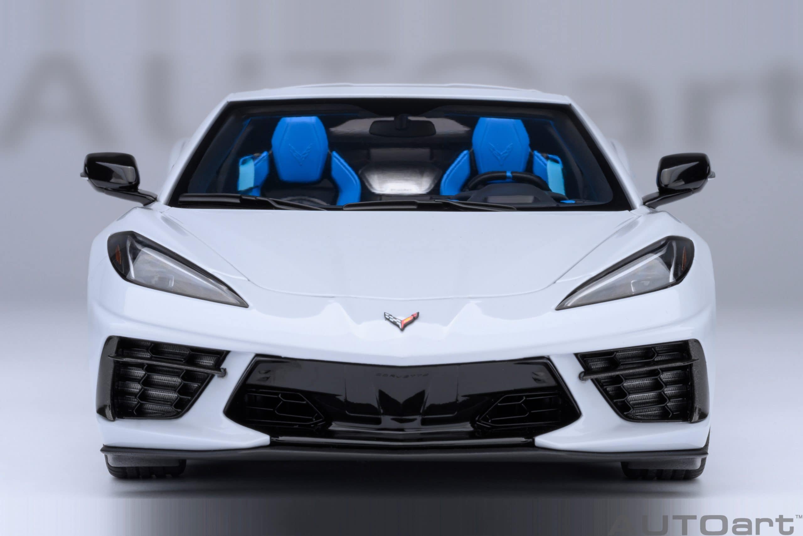 AUTOart Chevrolet Corvette C8 Stingray Z51 1:18 - Ceramic Matrix Grey Metallic – Bild 7