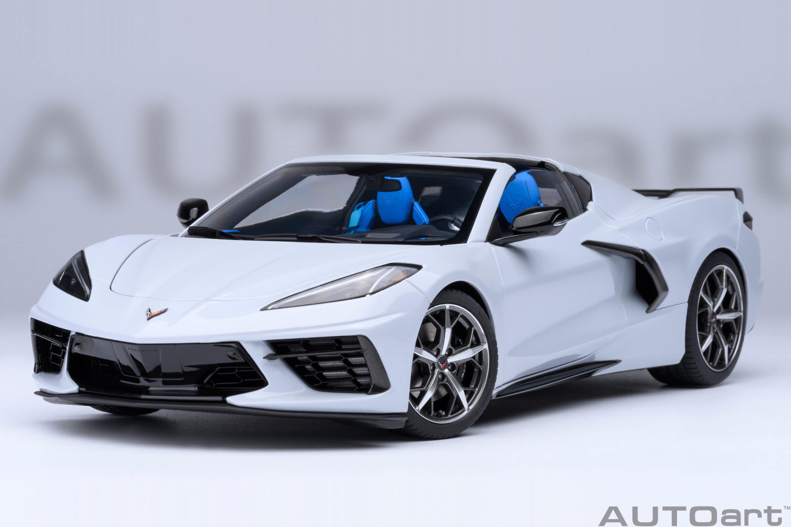 AUTOart Chevrolet Corvette C8 Stingray Z51 1:18 - Ceramic Matrix Grey Metallic – Bild 19